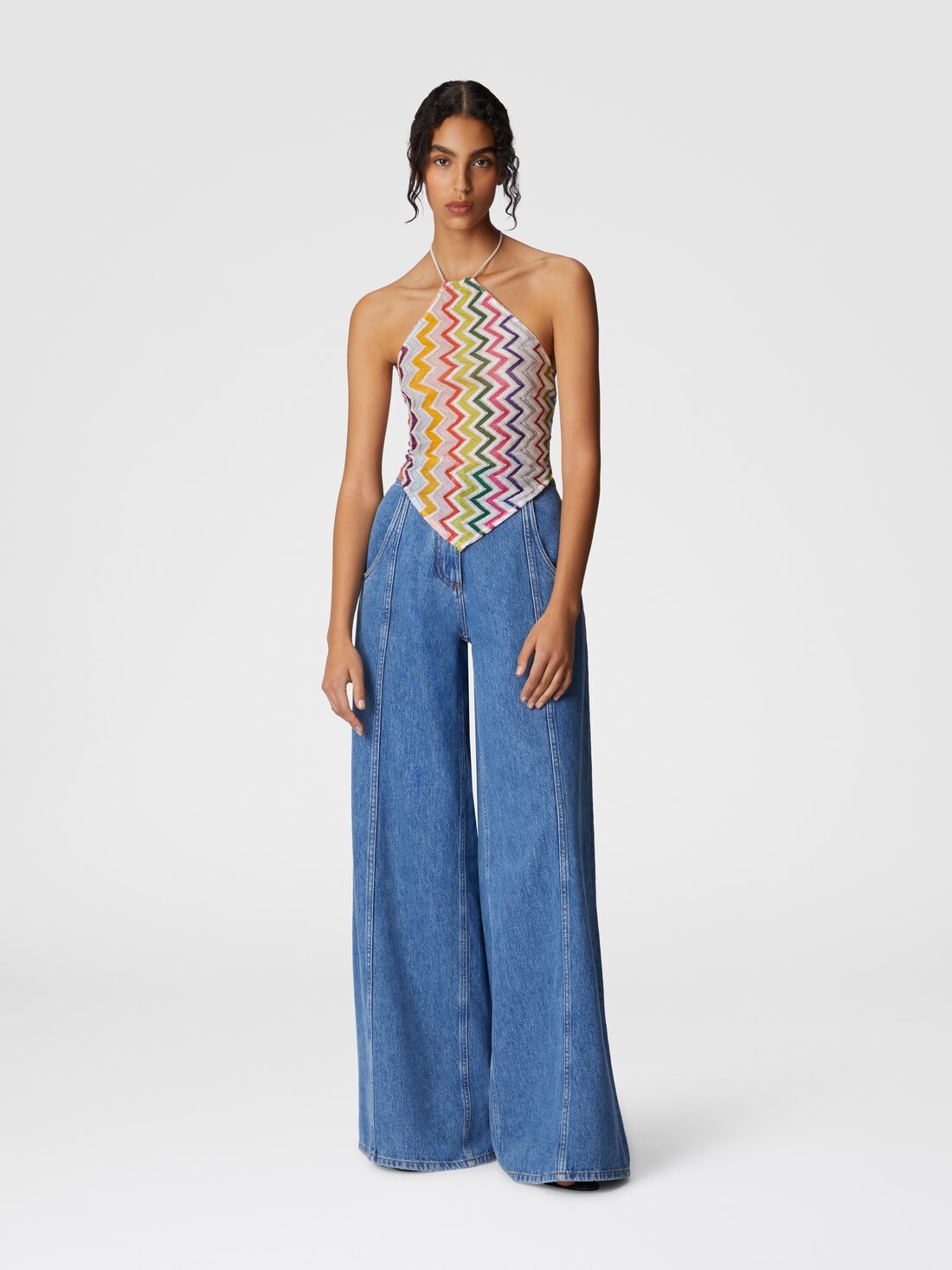Halter neck top with zig zag pattern - 2