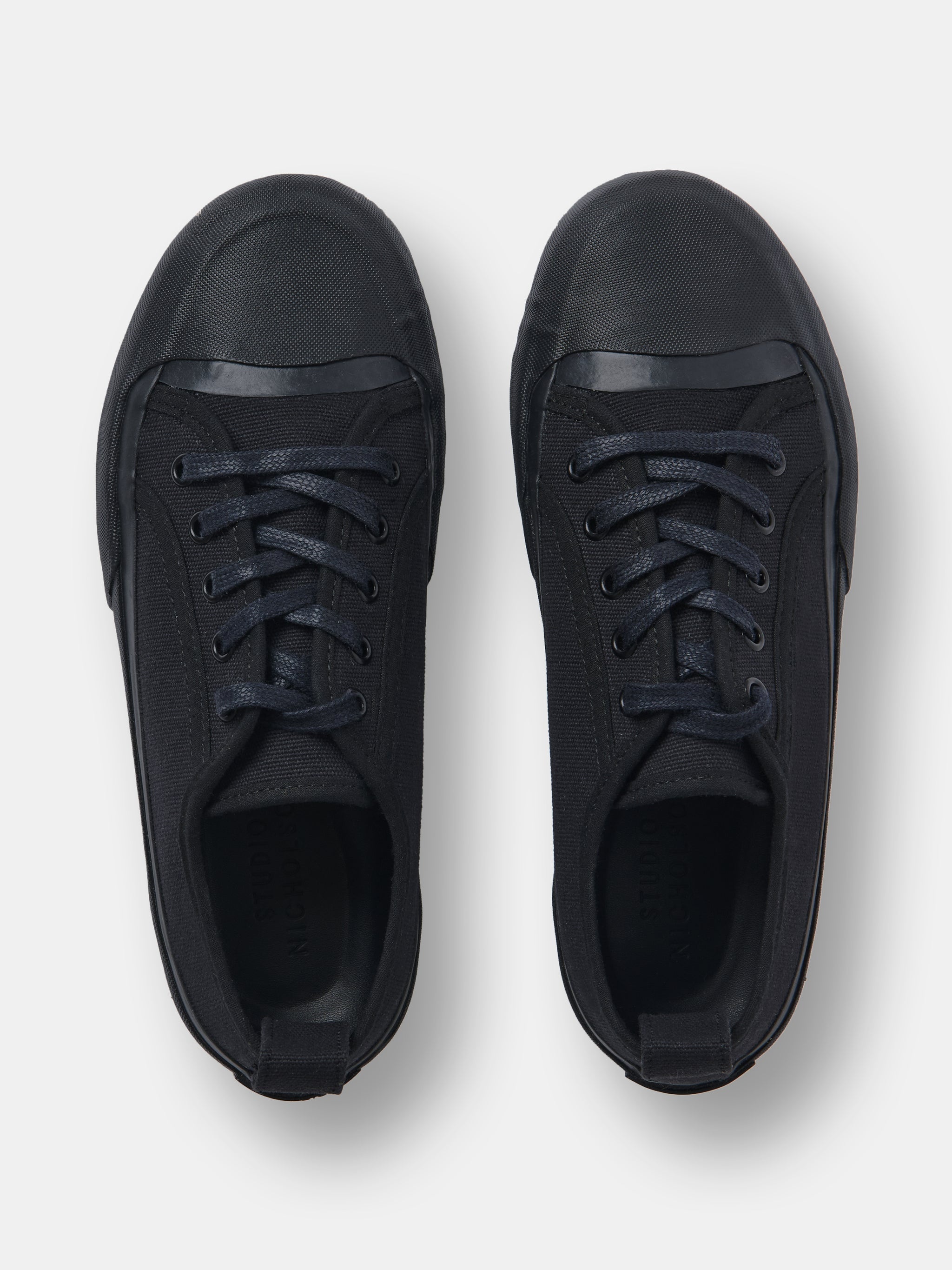 Studio Nicholson Byrd Canvas Shoe | REVERSIBLE