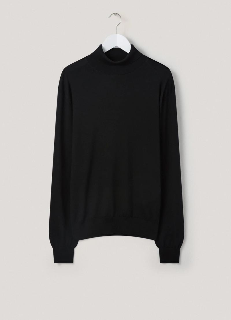 TURTLENECK SWEATER
MERINO WOOL 1