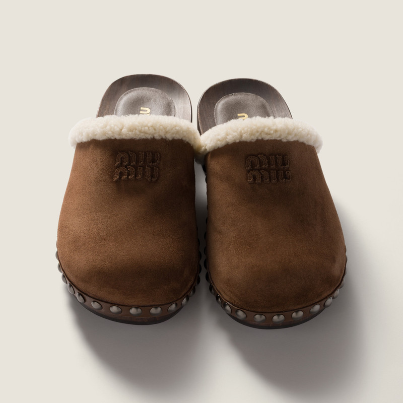 Suede clogs 4
