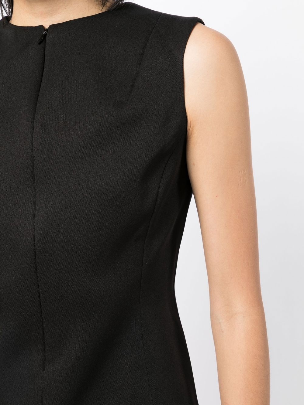 reverse detail sleeveless top - 5