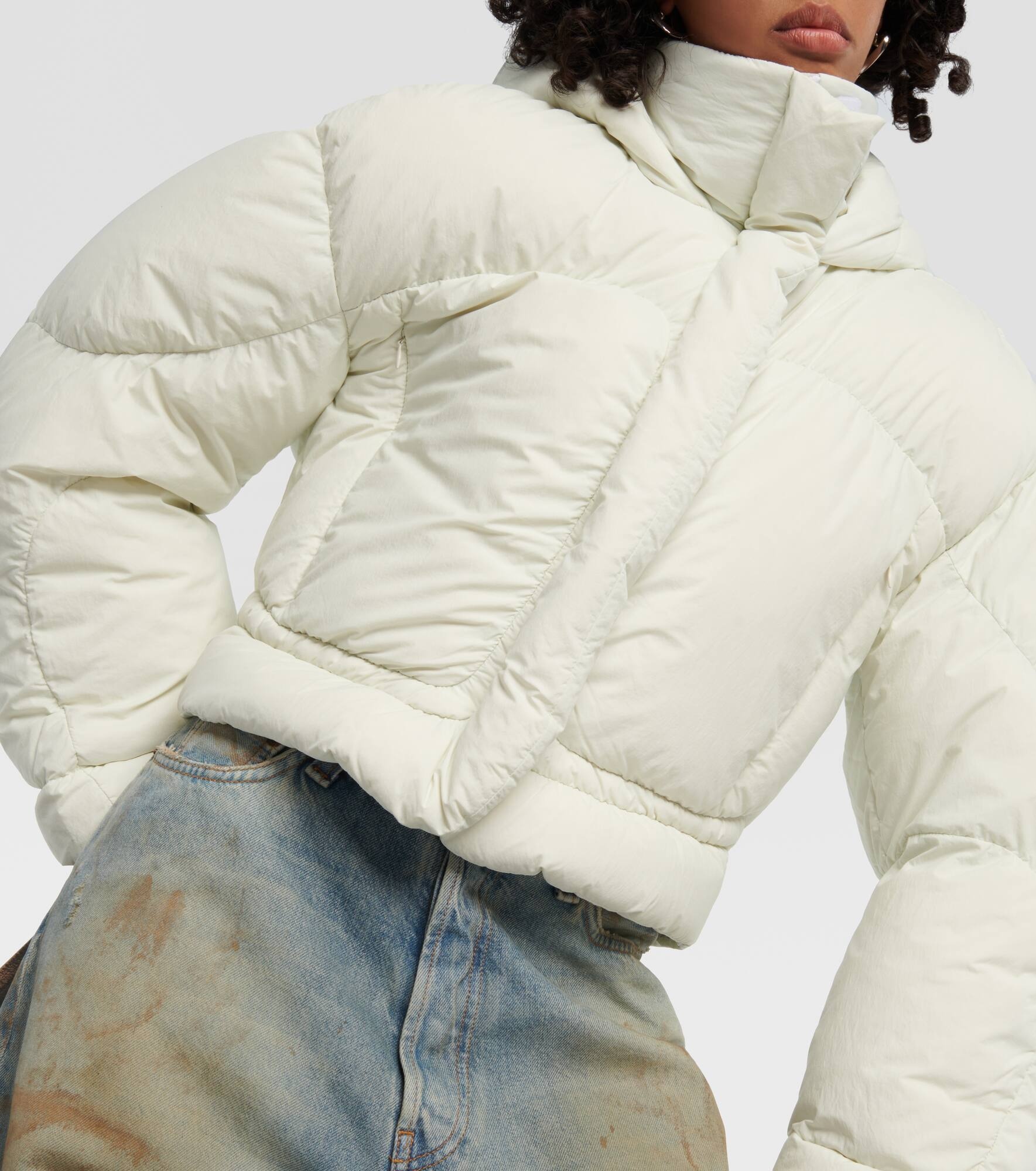 関税送料込み【ACNE STUDIOS】Logo Puffer Jacket in Porcelain Acne Studios Logo puffer jacket | mytheresa | REVERSIBLE