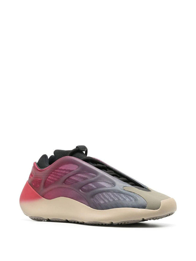 YEEZY Yeezy 700 V3 low-top sneakers outlook