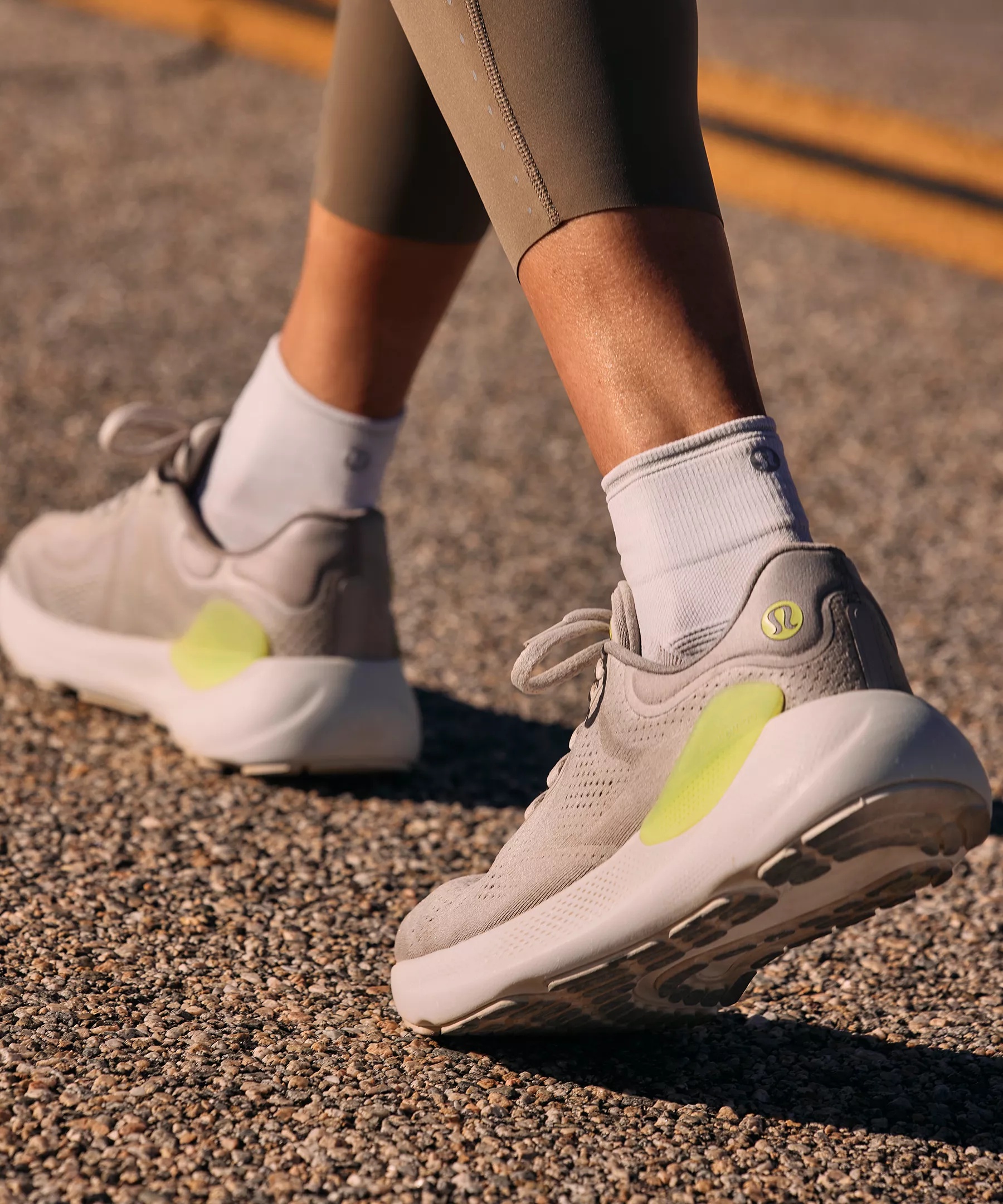 beyondfeel Women's Running Shoe - 3
