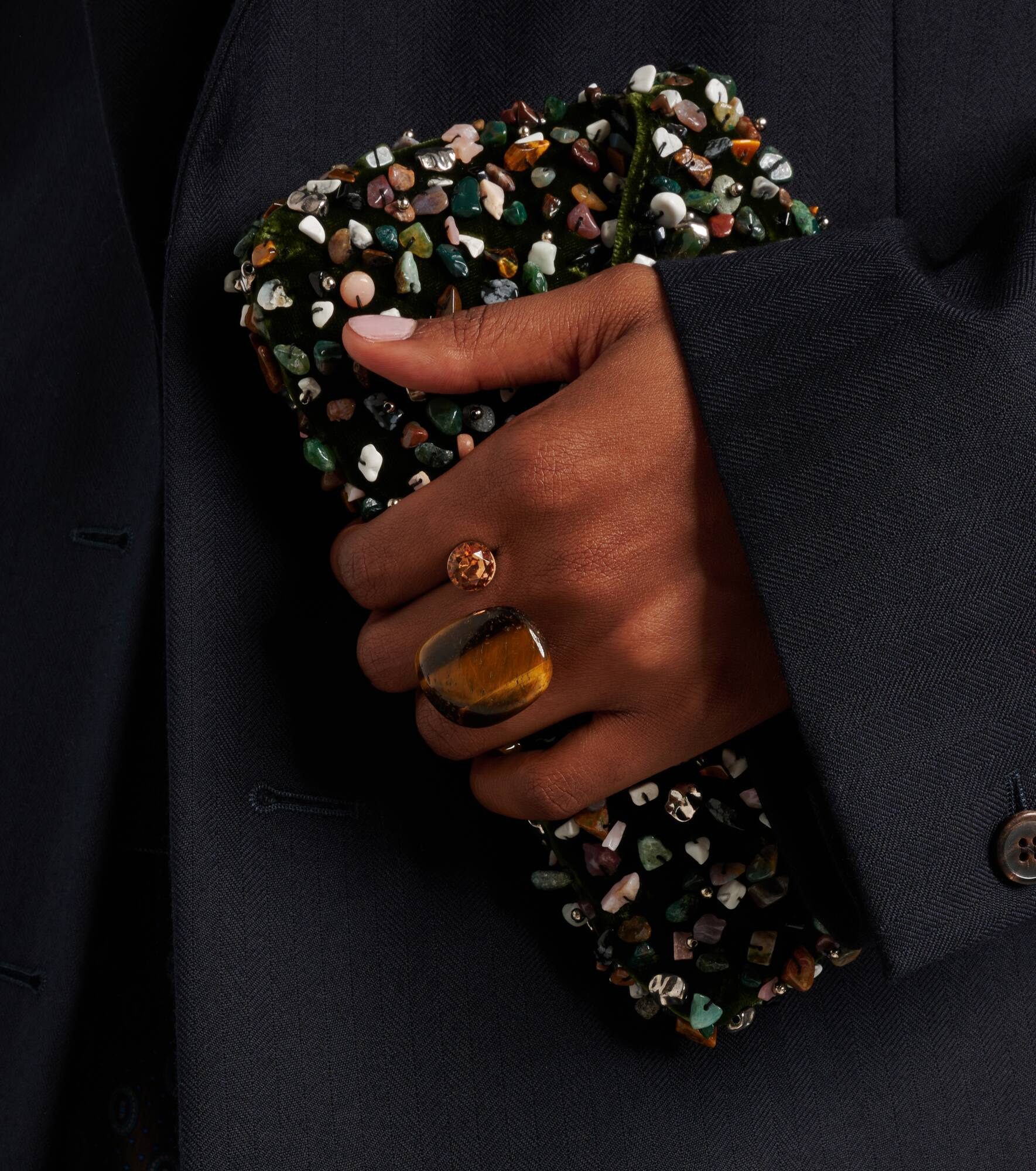 Embellished ring - 5