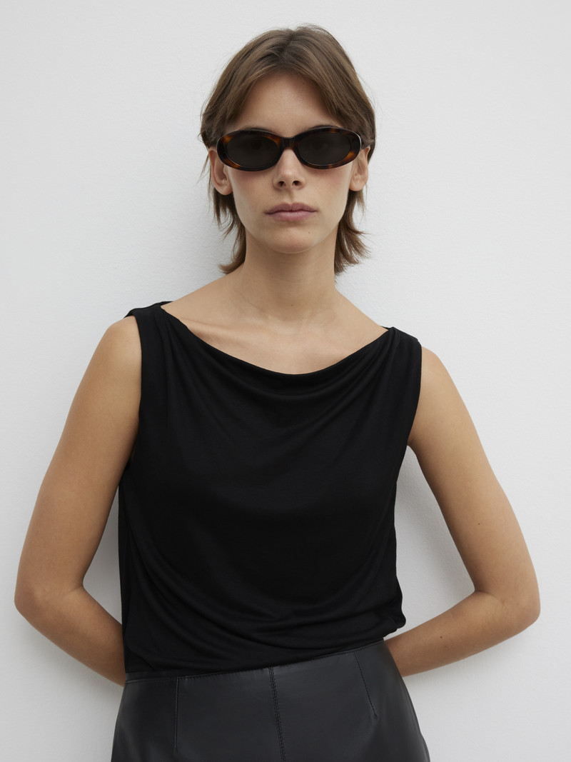 House of Dagmar Wide oval sunglasses outlook