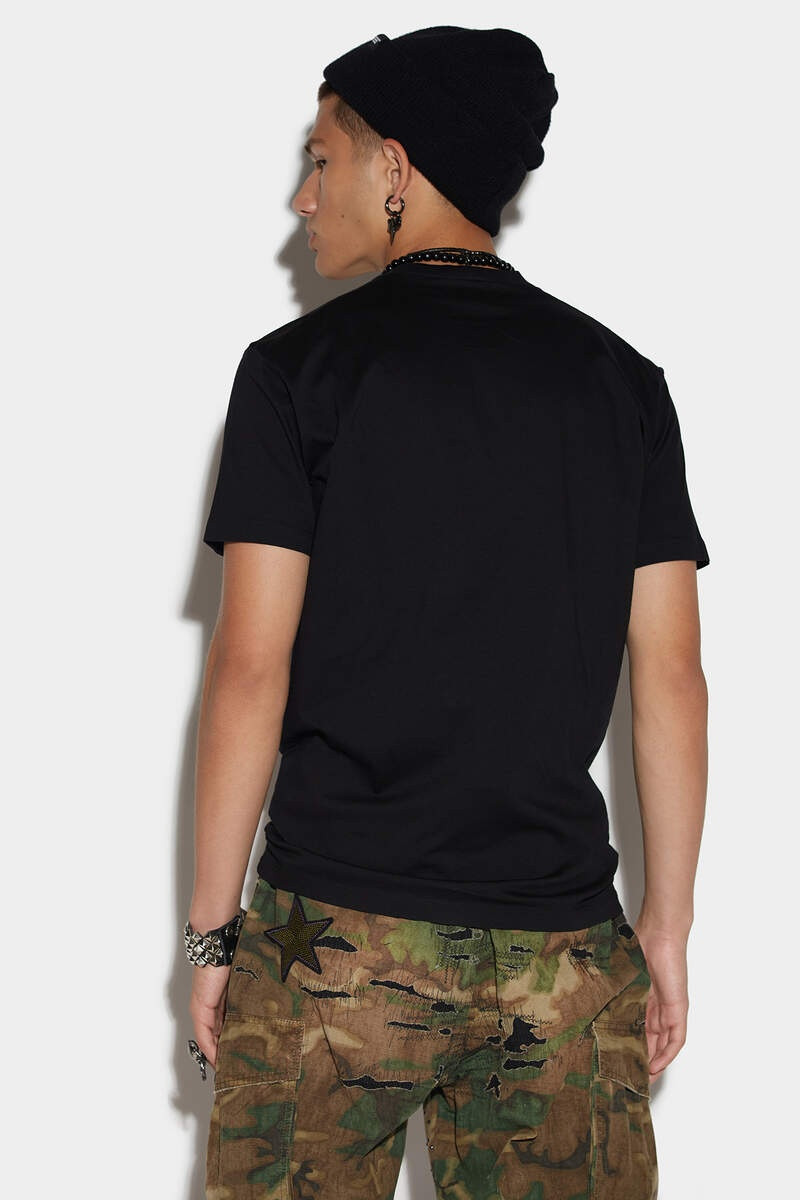 DSQUARED2 D2 GOTH SURFER COOL T-SHIRT outlook