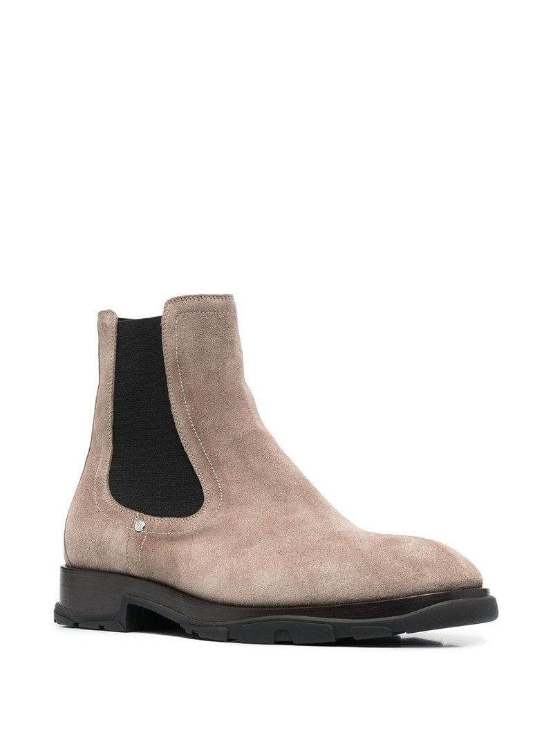 Alexander McQueen suede Chelsea boots outlook