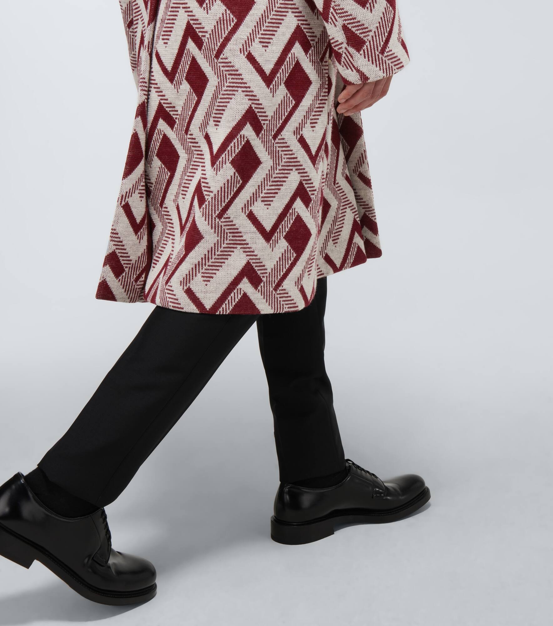 Single-breasted wool coat - 6