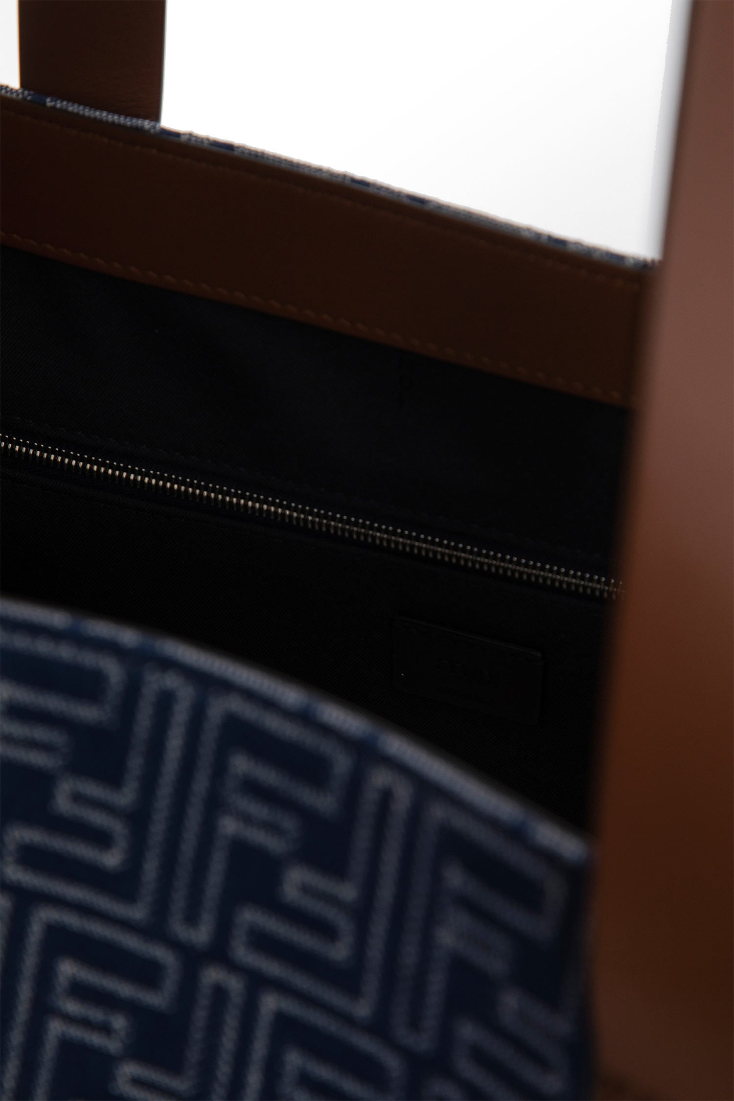 Ff-Denim-Effect-Shopping-Bag-Medium - 4