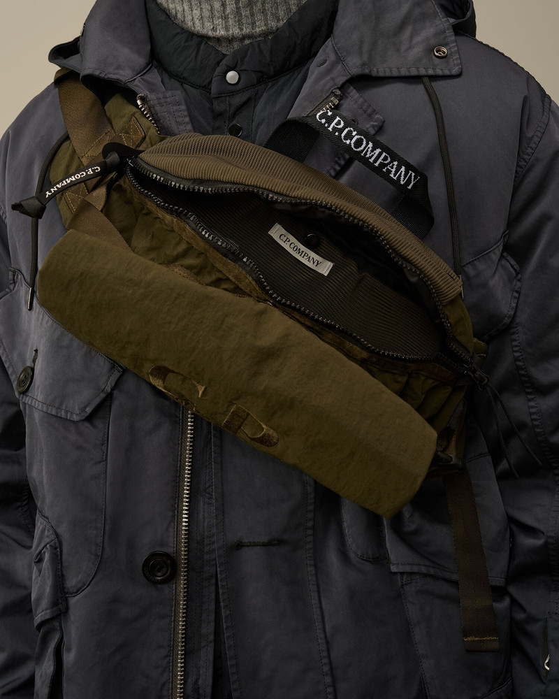 Plain Paper Touch Logo Waistbag 4