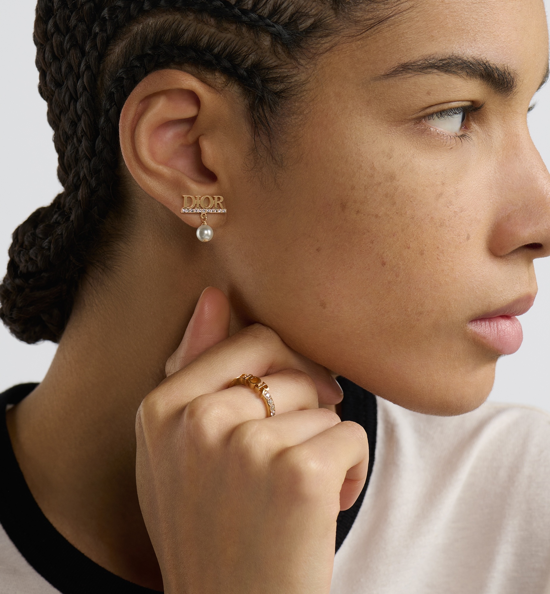 Dior Dio(r)evolution Earrings | REVERSIBLE