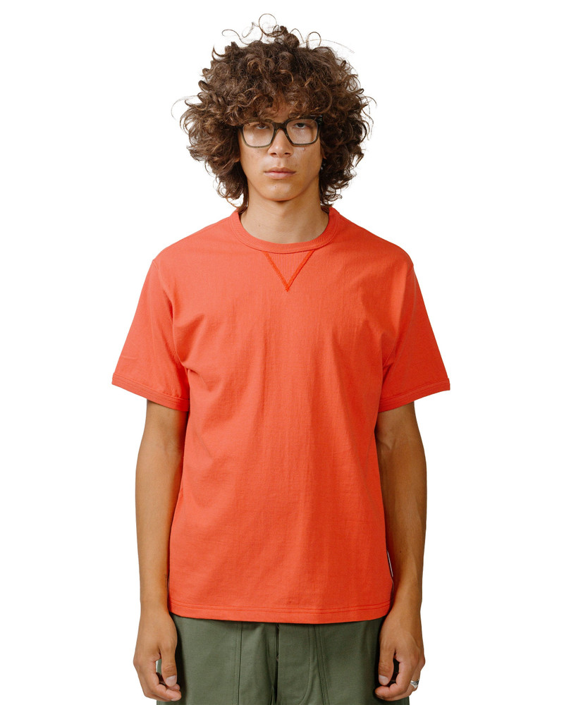 The Real McCoys MC23020 Gusset Tee Scarlet outlook