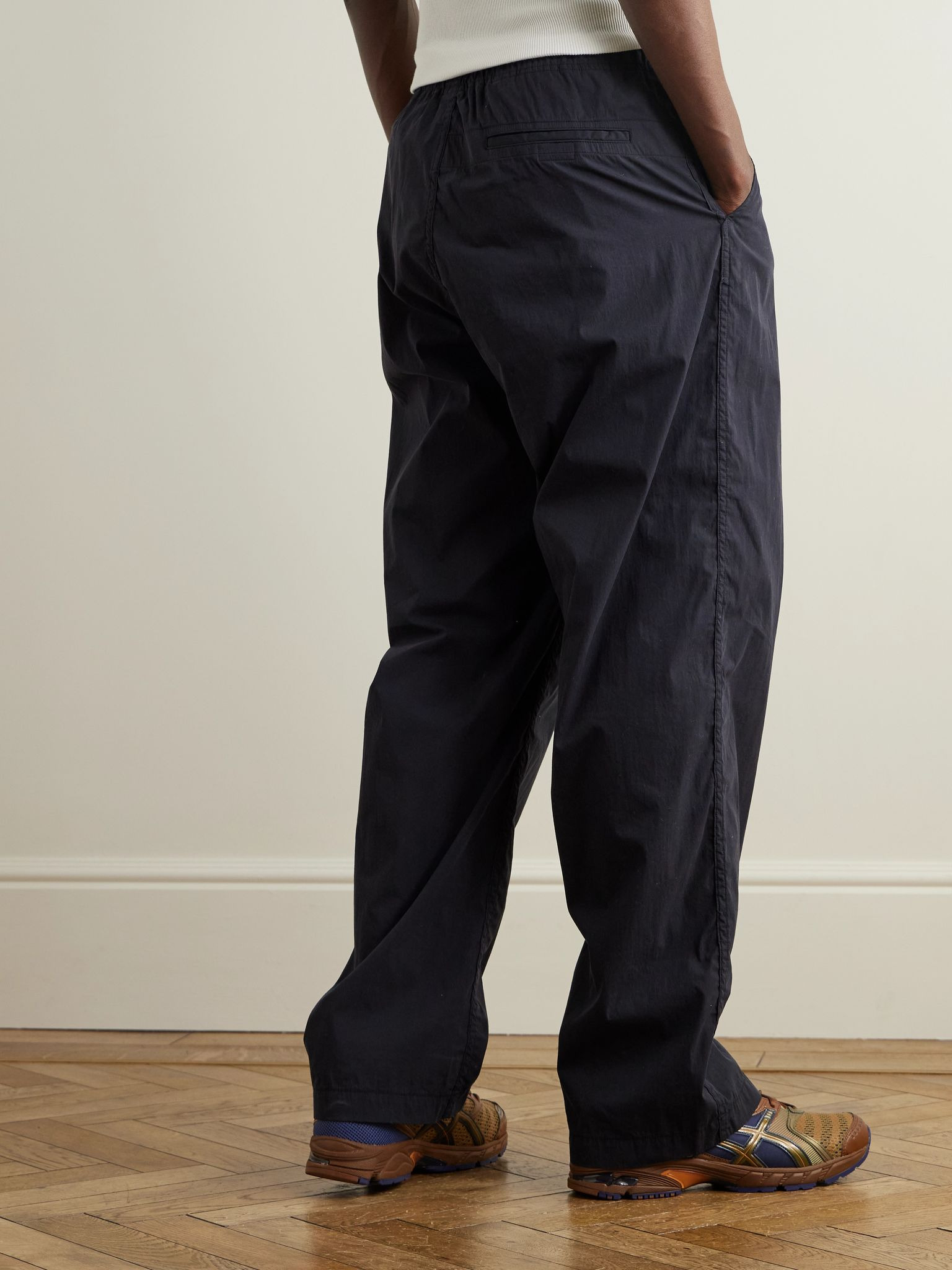 New Yorker Straight-Leg Cotton-Blend Drawstring Trousers Black - 4