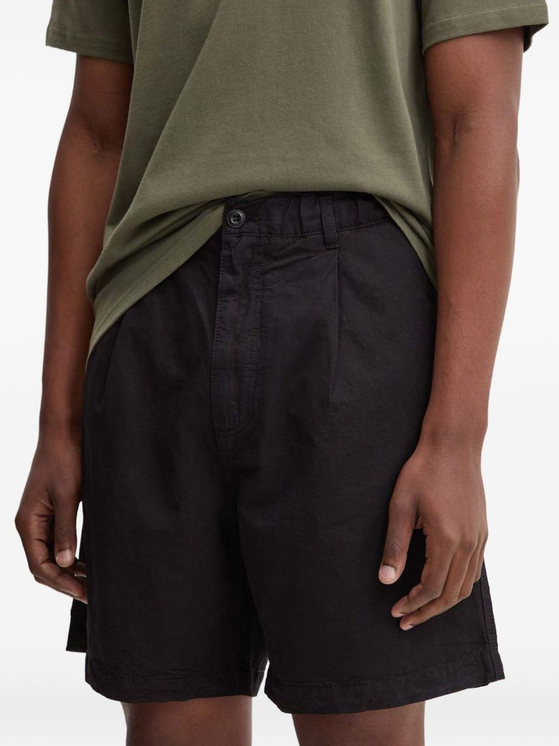 SAMSØE SAMSØE pleated-front bermuda shorts outlook