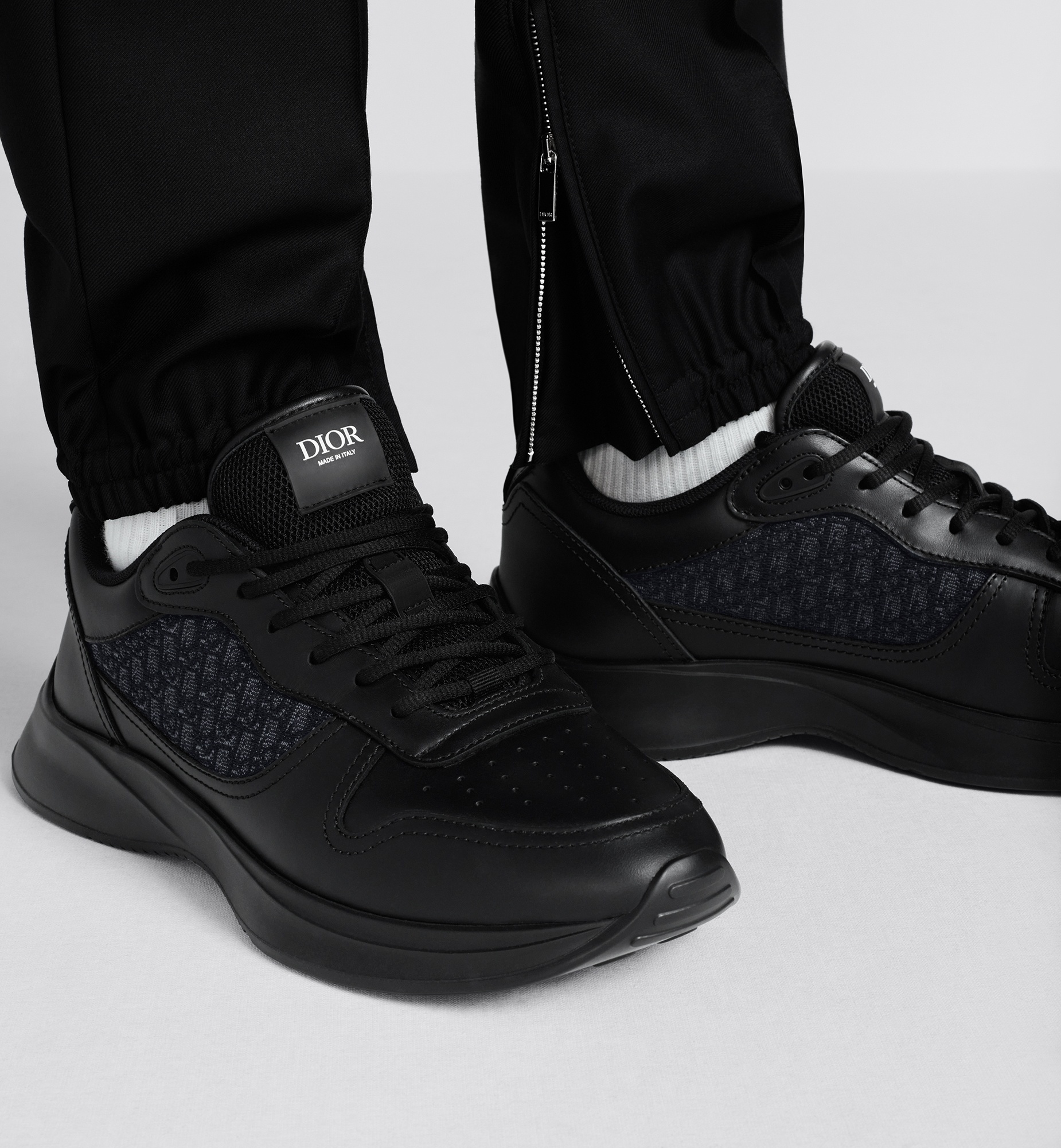 B25 Runner Sneaker - 2