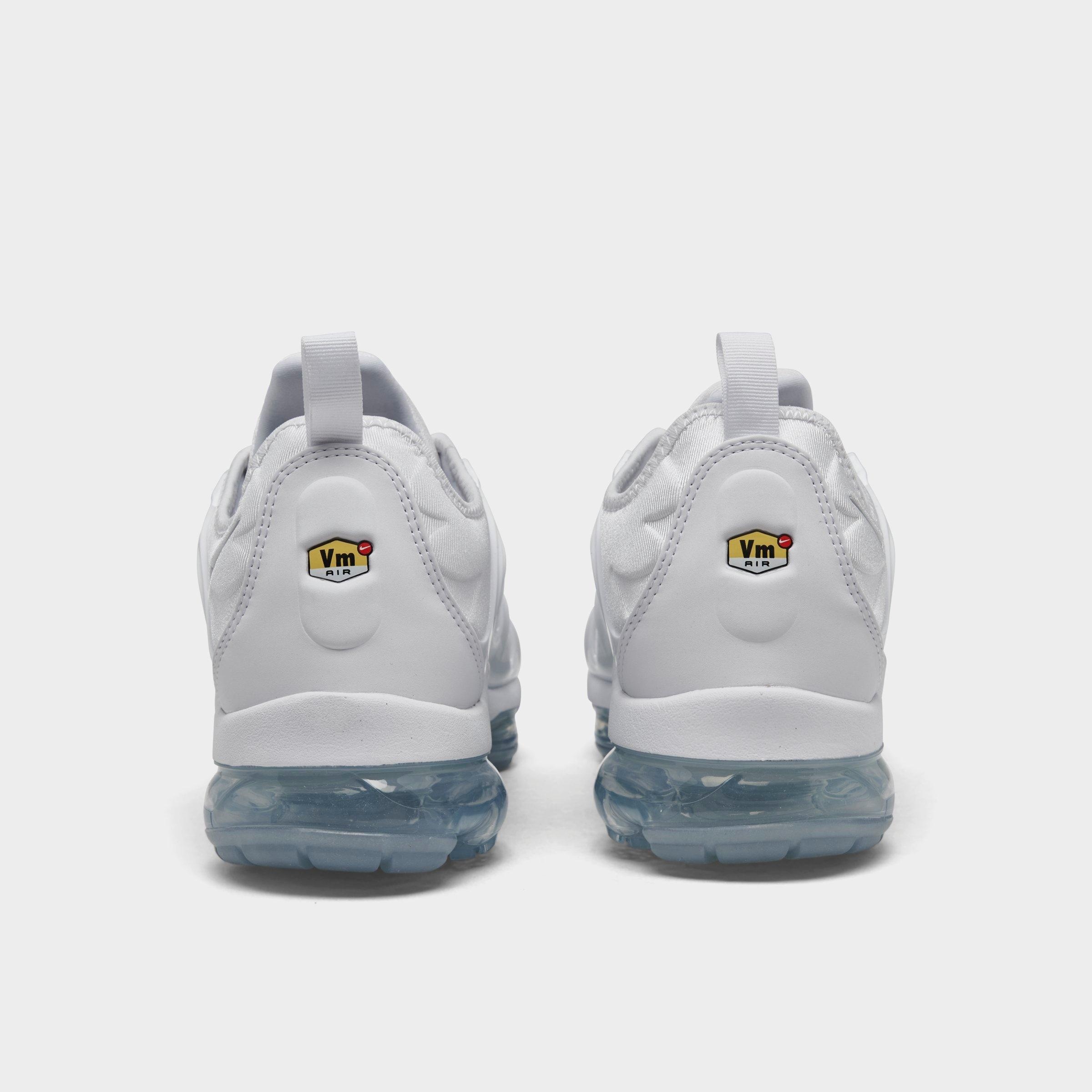 MEN'S NIKE AIR VAPORMAX PLUS RUNNING SHOES - 4