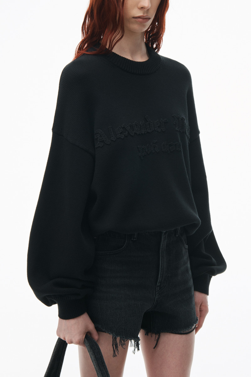 Pullover with hand crochet logo 3