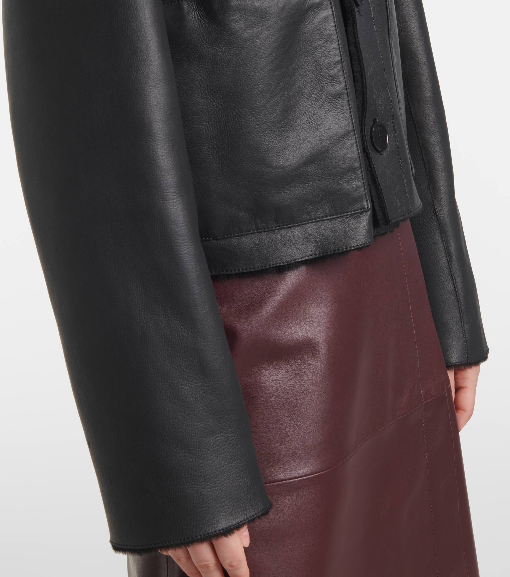 Reversible shearling and leather jacket - 5
