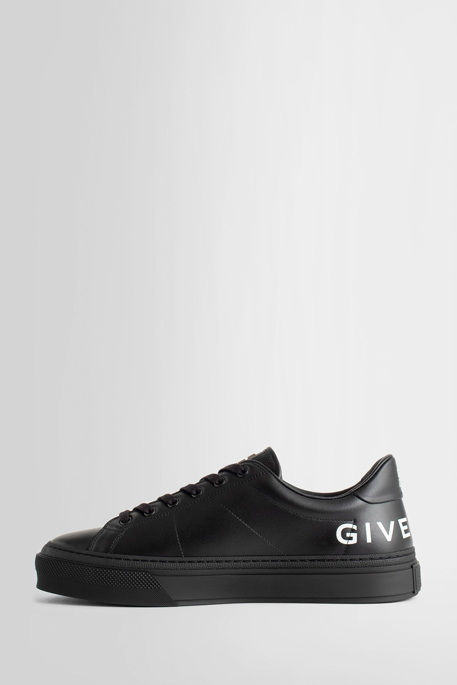 GIVENCHY MAN BLACK SNEAKERS - 4