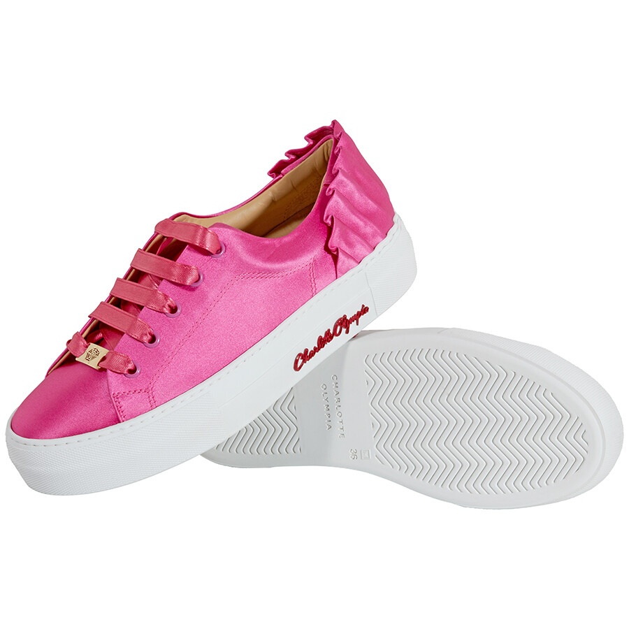 Charlotte Olympia 猫耳ピンクシューズ Charlotte Olympia（バレエシューズ）のフリマアイテム一覧