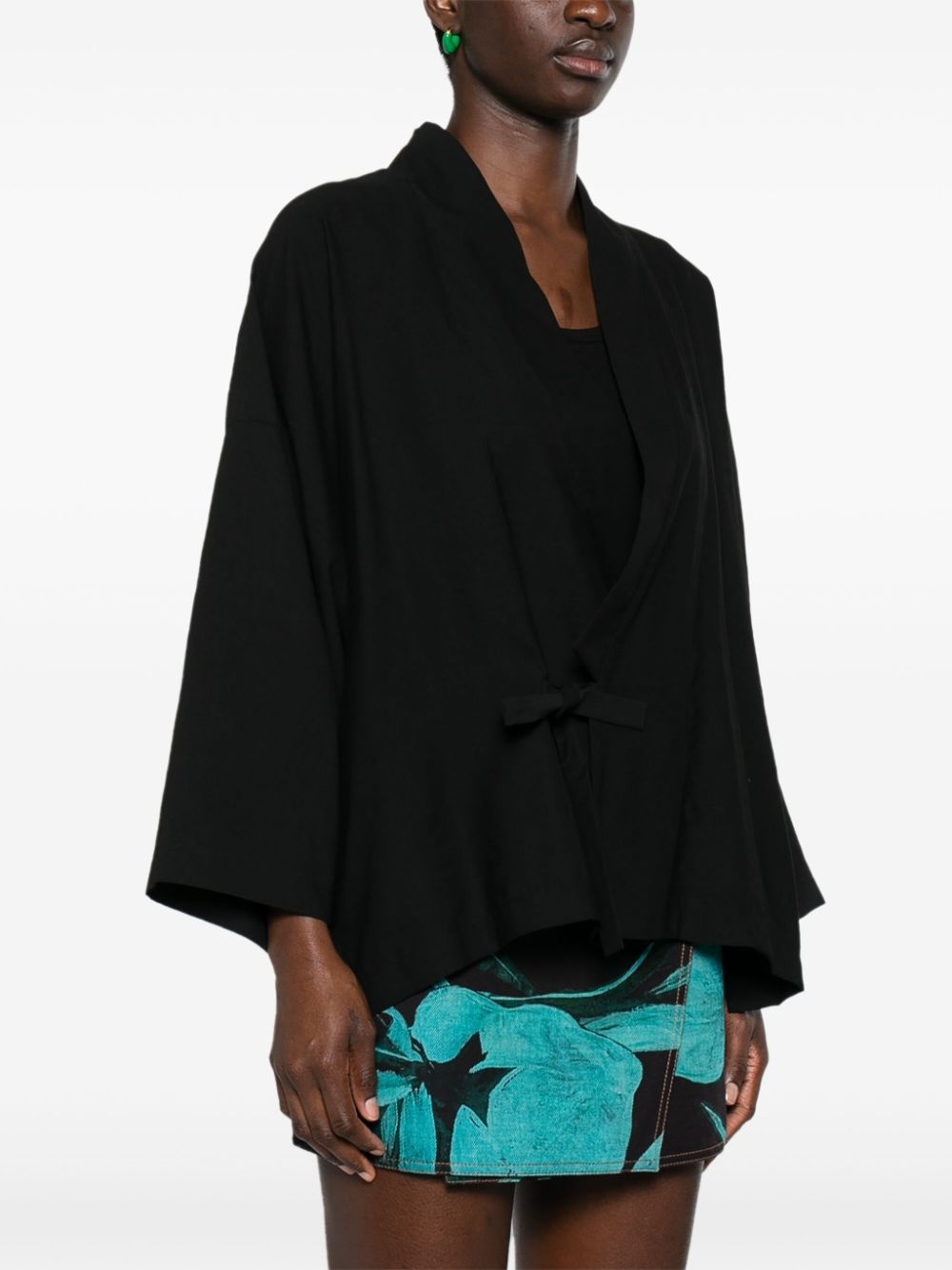 V-neck lightweight jacket - 3