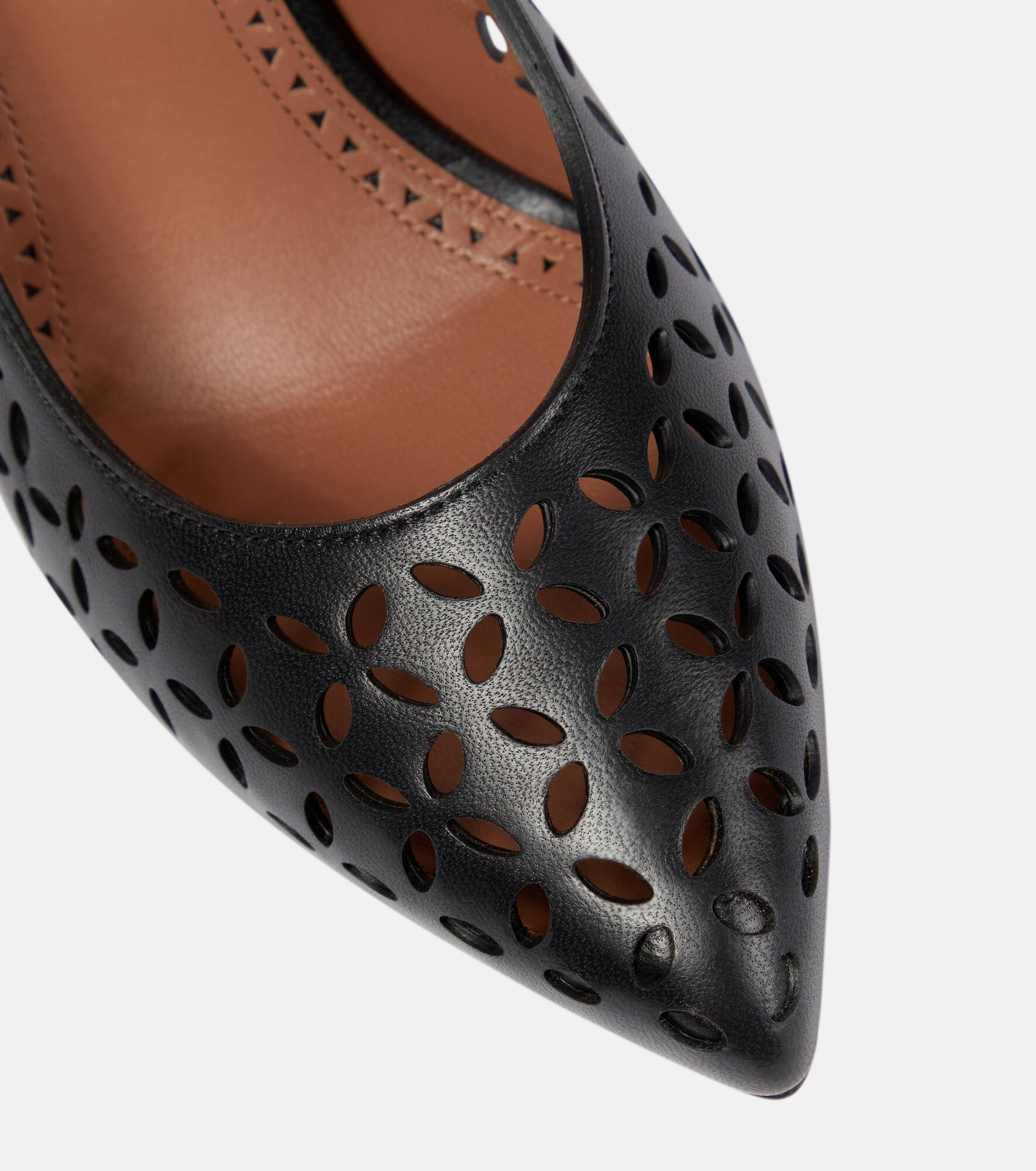 Laser-cut leather pumps - 6