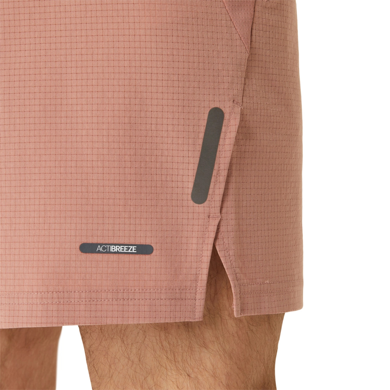 ACTIBREEZE 7IN LIGHT WEIGHT WOVEN SHORTS - 7