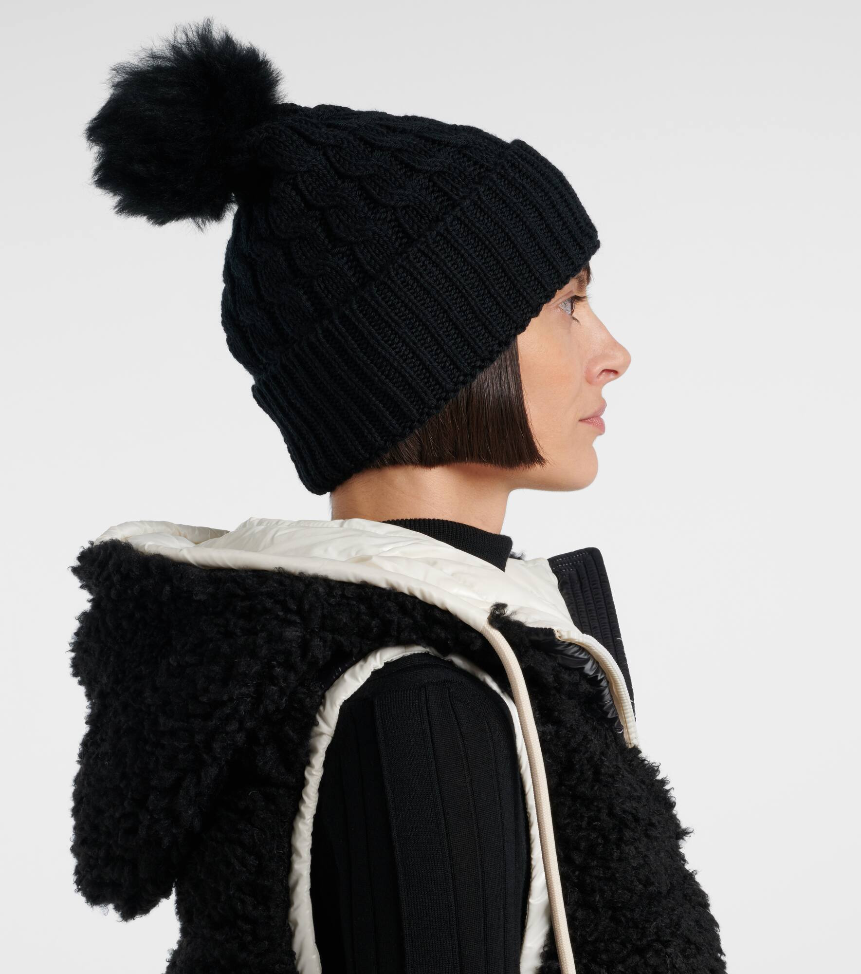 Logo shearling-trimmed virgin wool beanie - 5