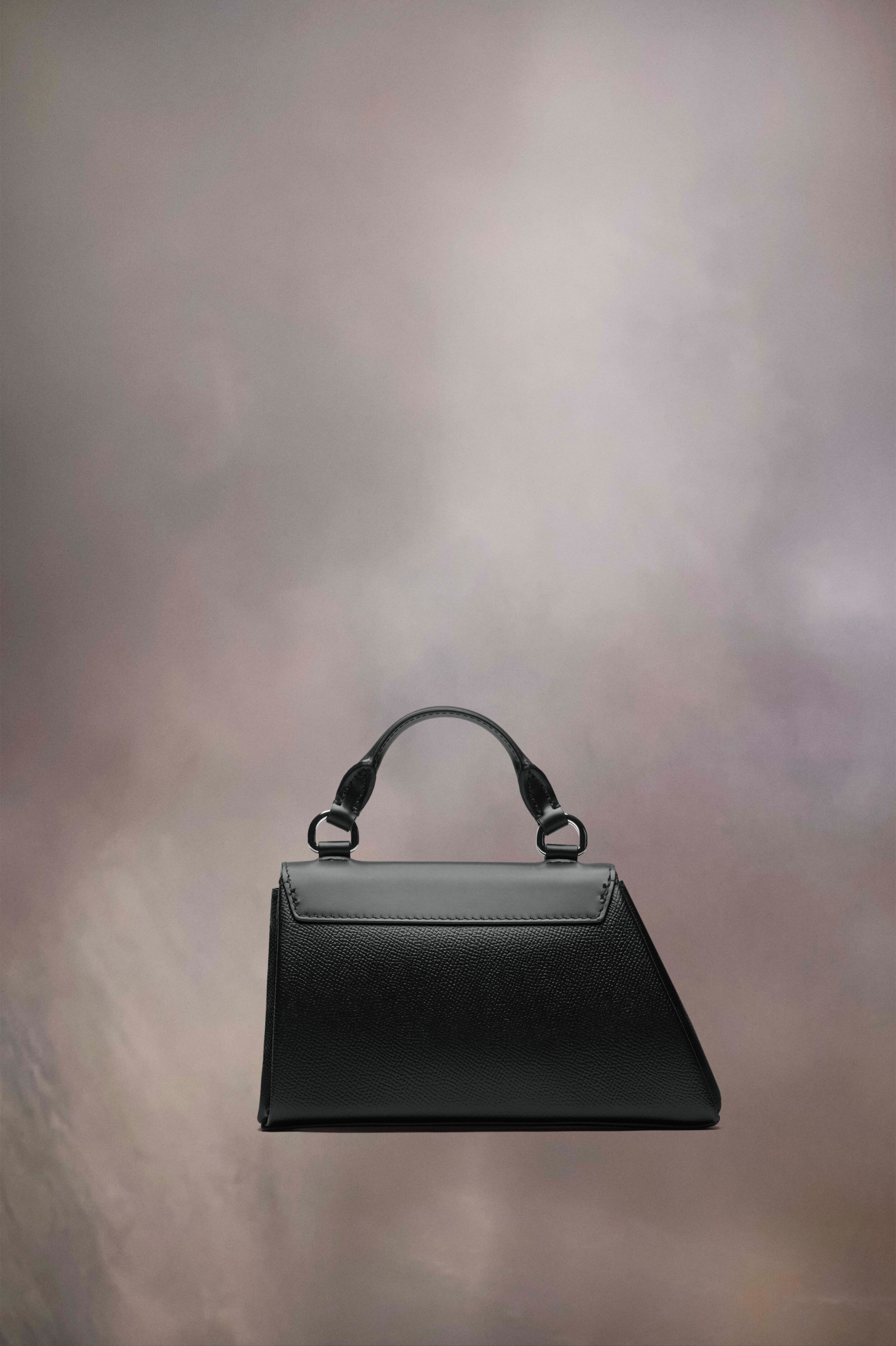【MAISON MARGIELA】SNATCHED ASYMMETRIC MICRO BAG Maison Margiela Snatched Micro Asymmetric Top-Handle Bag