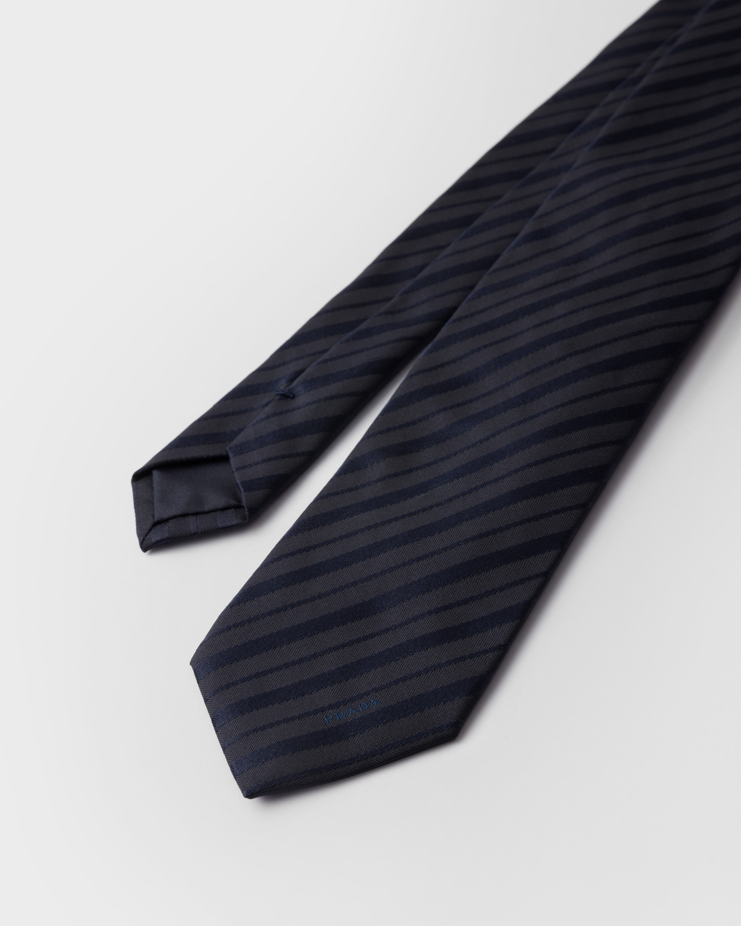 Silk tie - 4