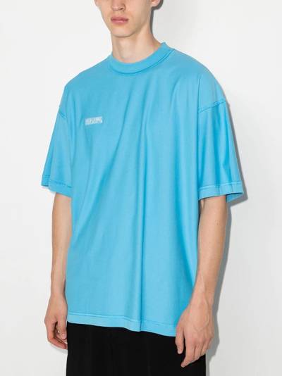 VETEMENTS inside out logo T-shirt outlook