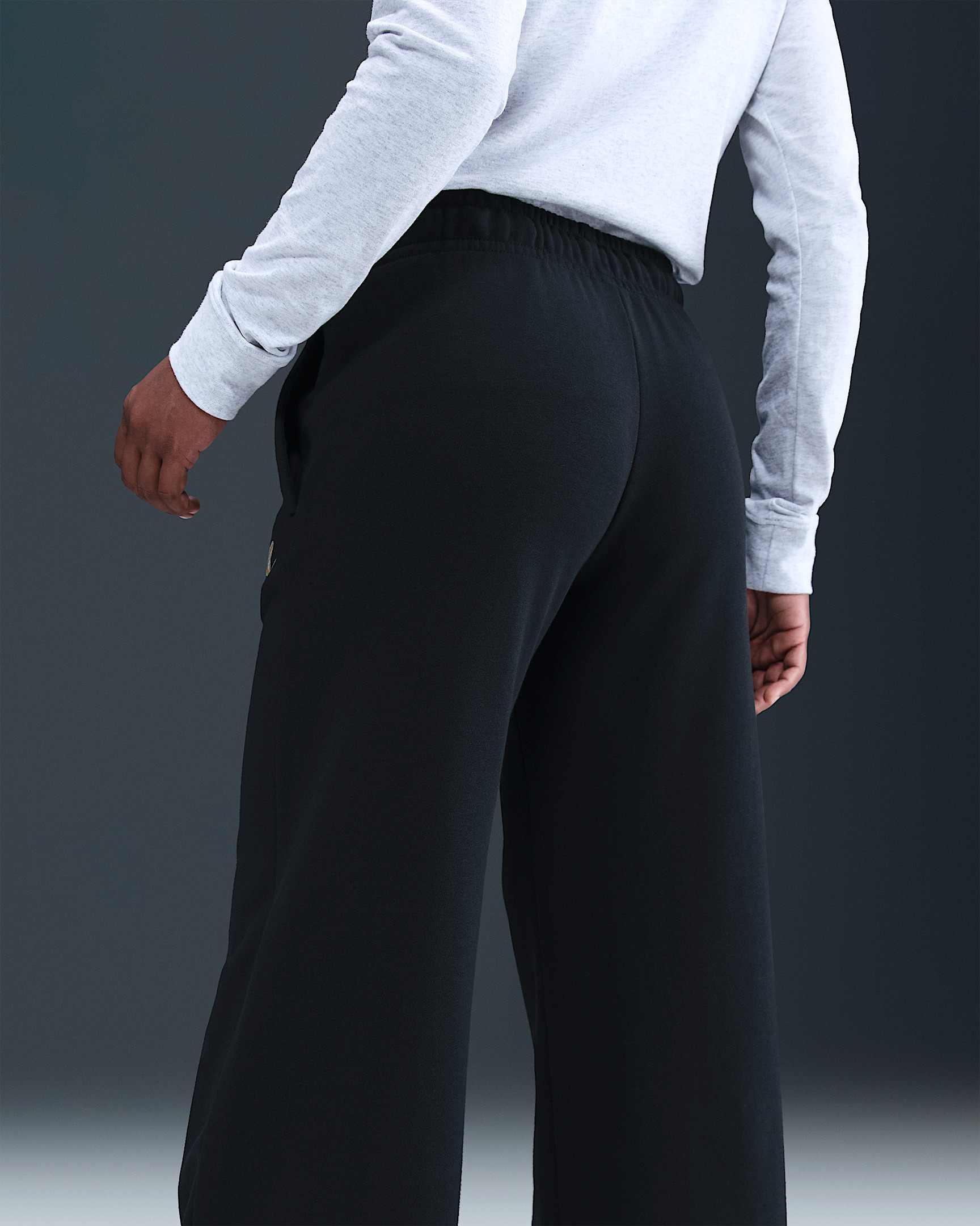 Nike Sportswear Club Fleece Women's Mid-Rise Wide-Leg Pants - 3