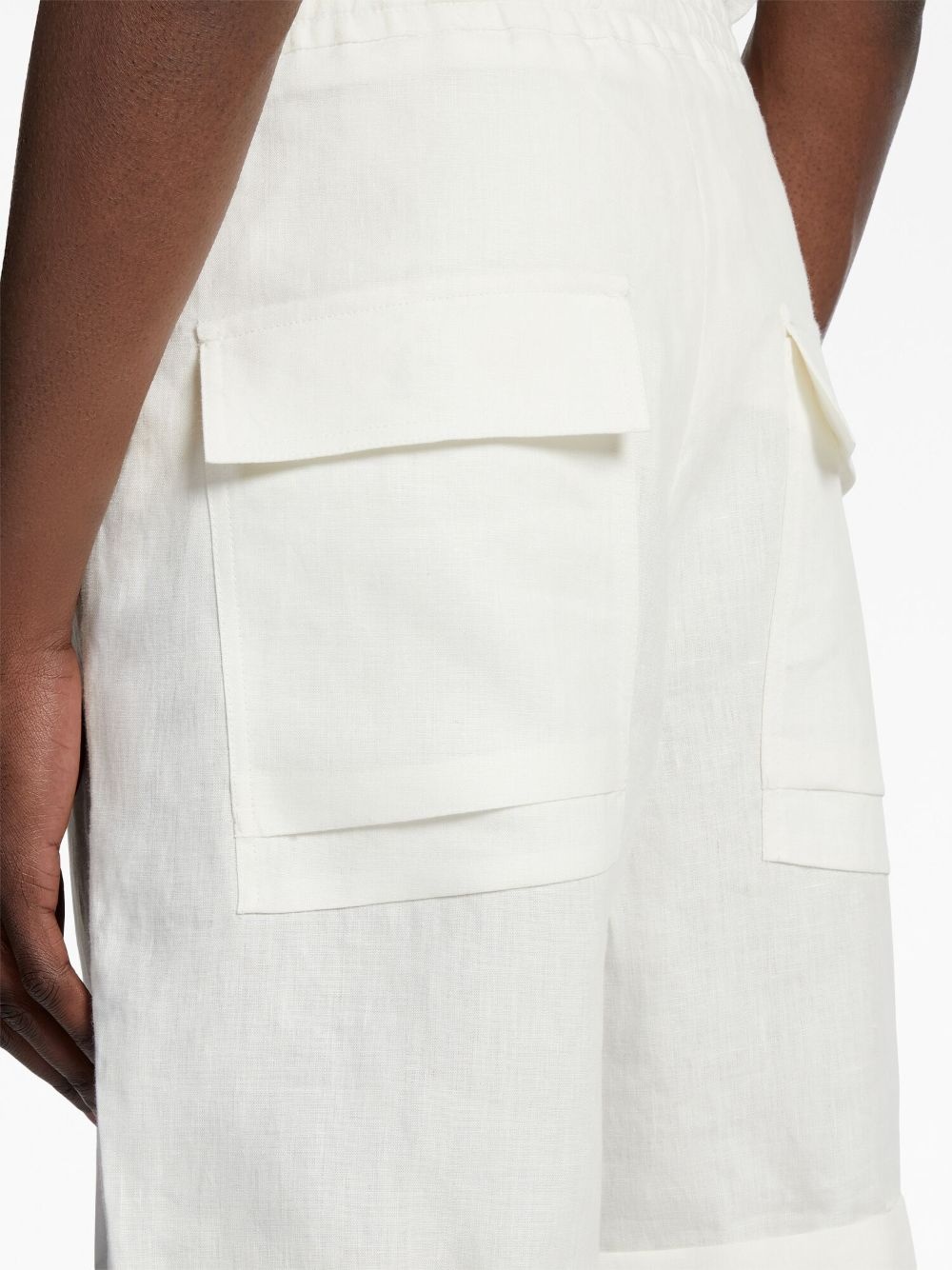 elasticated-waist linen shorts - 6