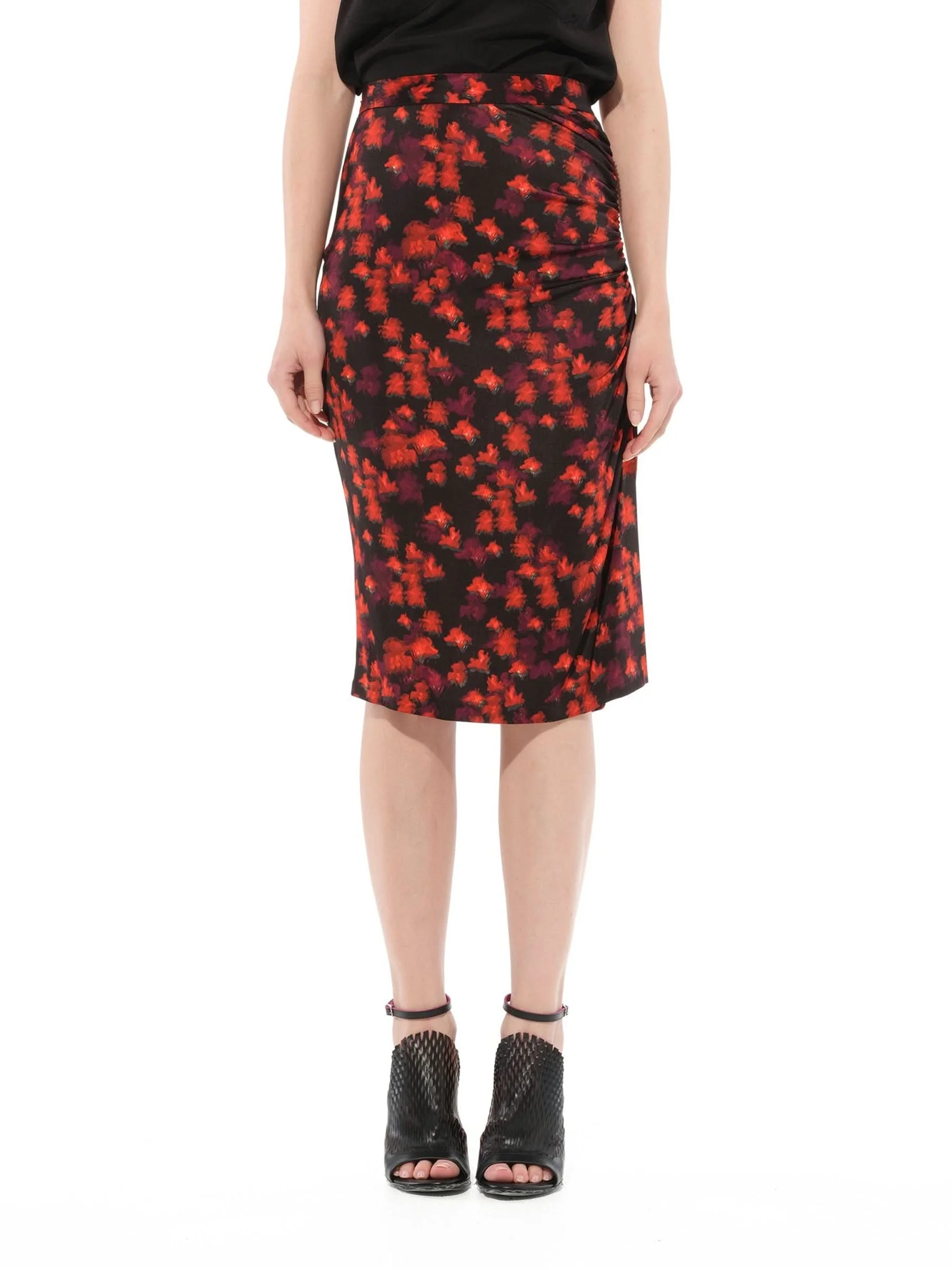 Flower Skirt in Black/Red - 1