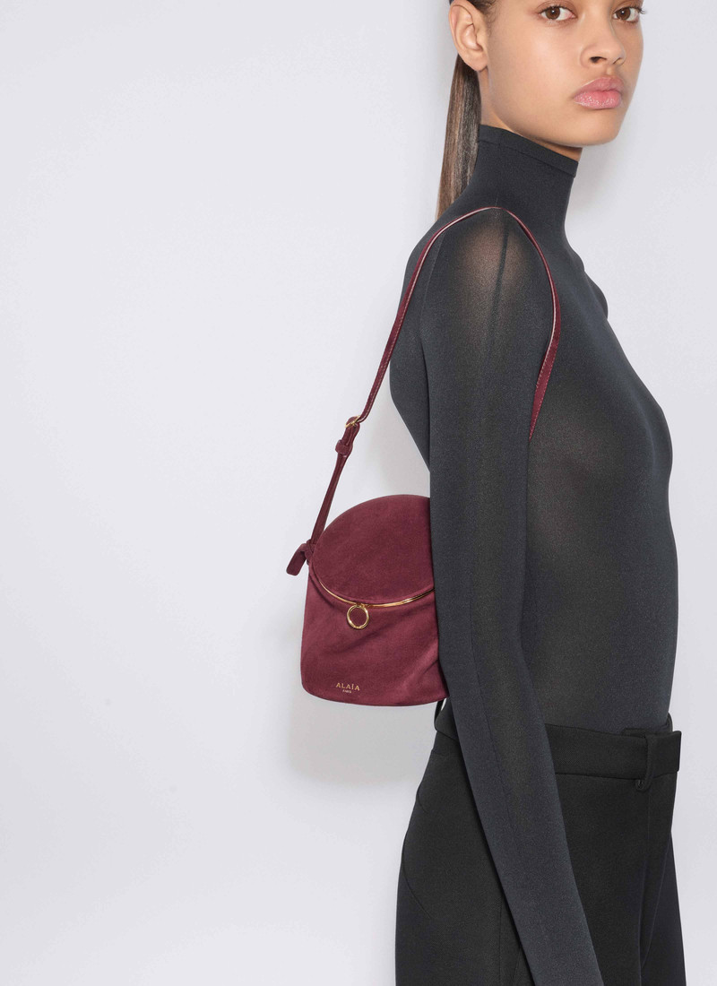 Alaïa LA CANETTE SMALL BAG IN SUEDE GOATSKIN outlook