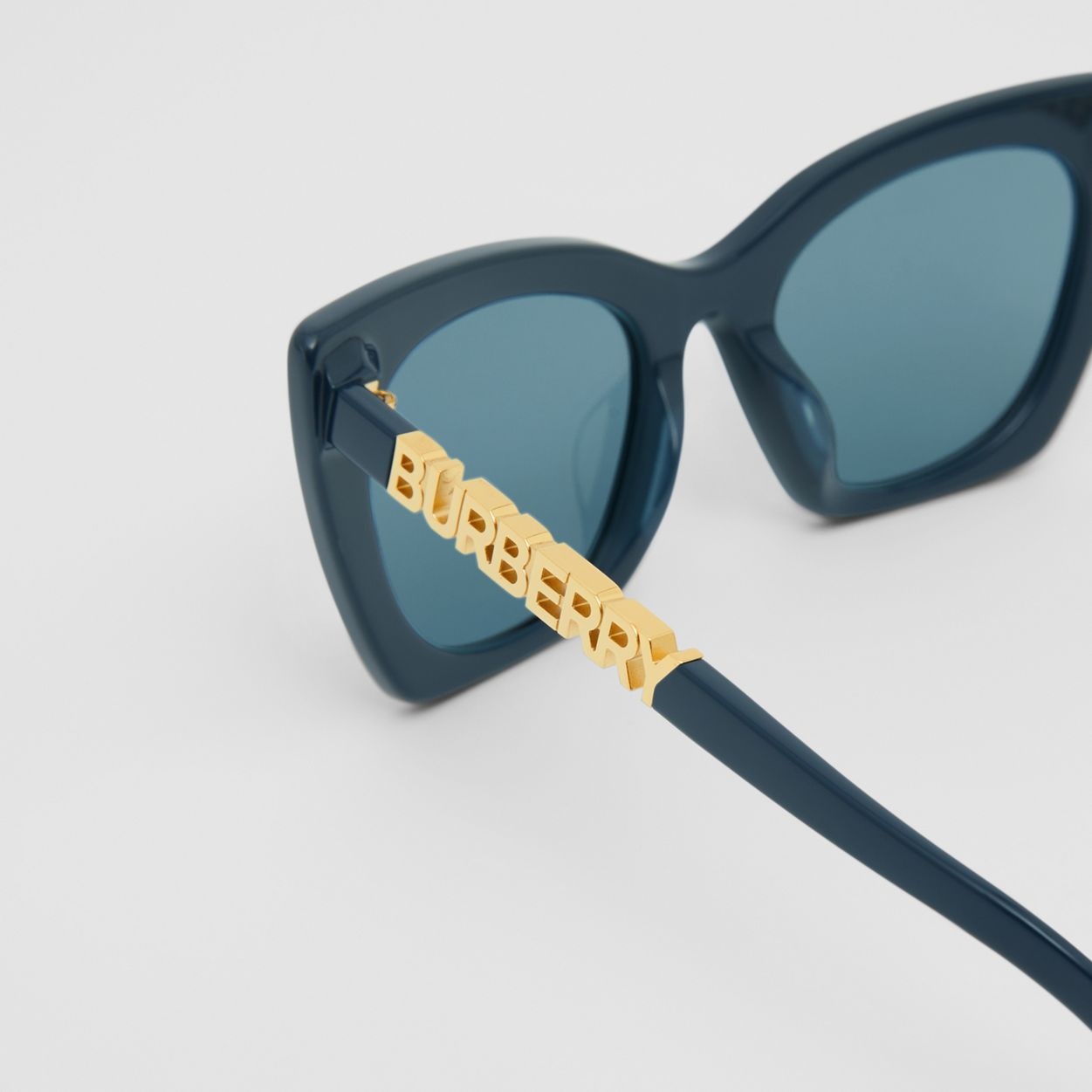 Logo Detail Cat-eye Frame Sunglasses - 2