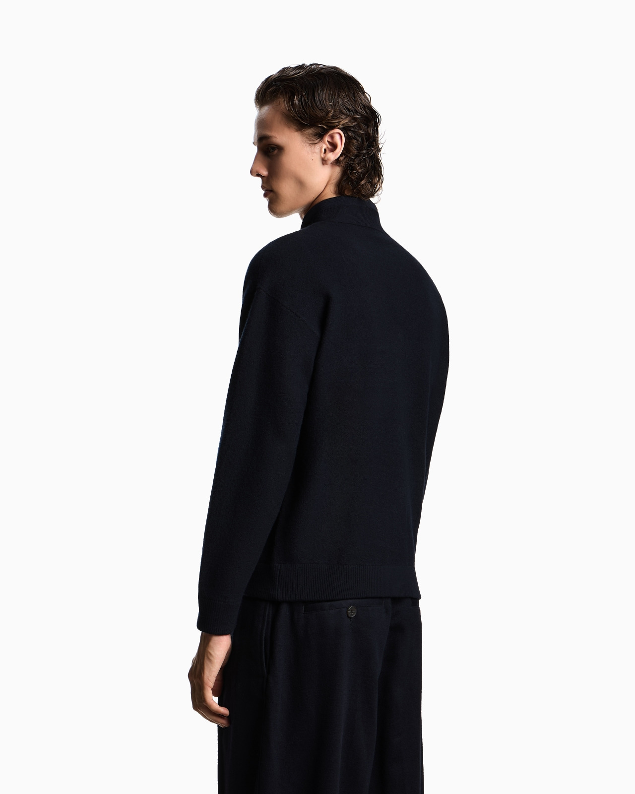 V-NECK CARDIGAN MADE OF PLUSH-KNIT VIRGIN WOOL - 3