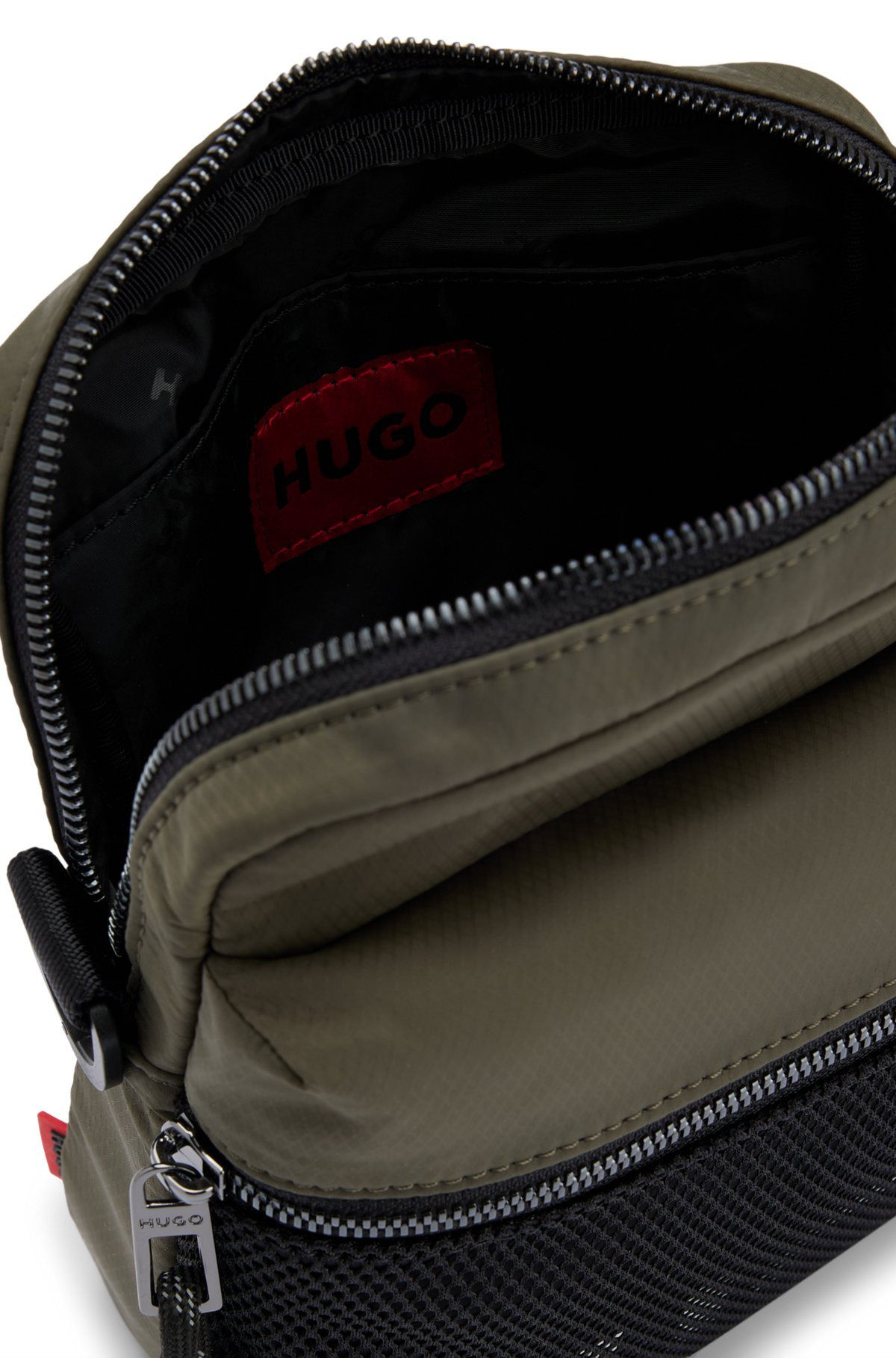 REPORTER BAG WITH CONTRAST LOGO AND MESH OVERLAY - 6