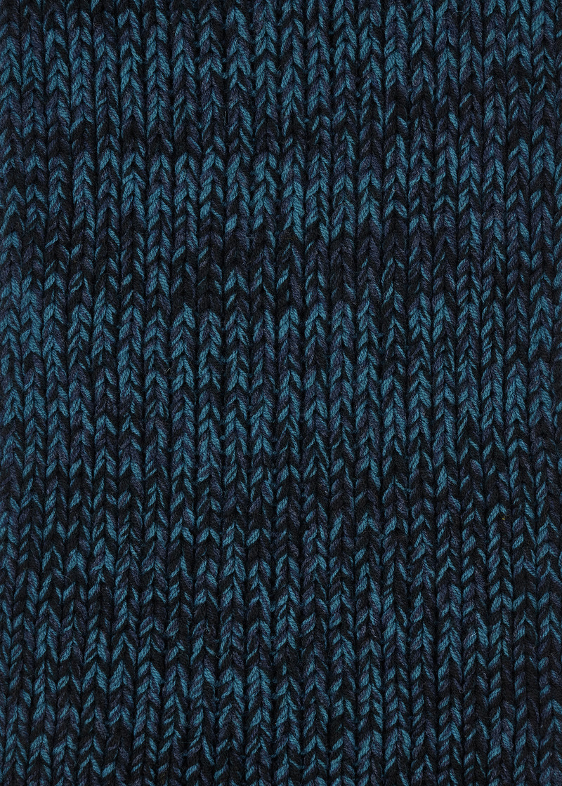 Lambswool Twisted Yarn Blue and Black Beanie and Scarf Set 3