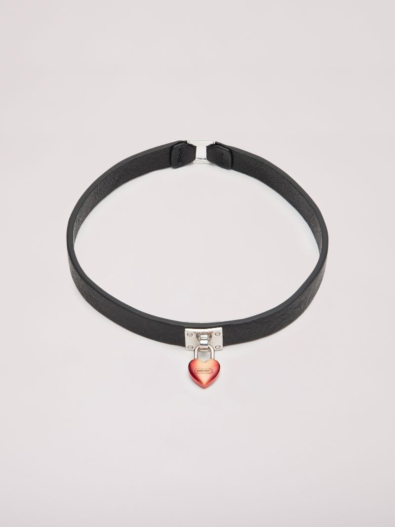 FIRE HEART LEATHER CHOKER 3
