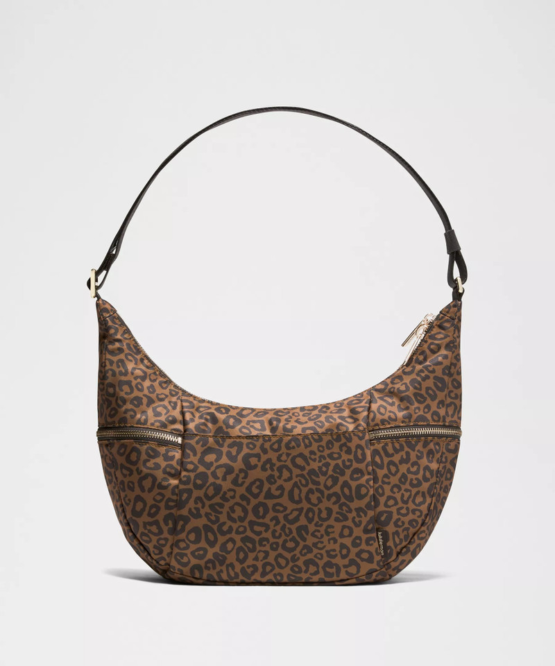 Slouchy Sling Bag 6L *Metal Hardware 3