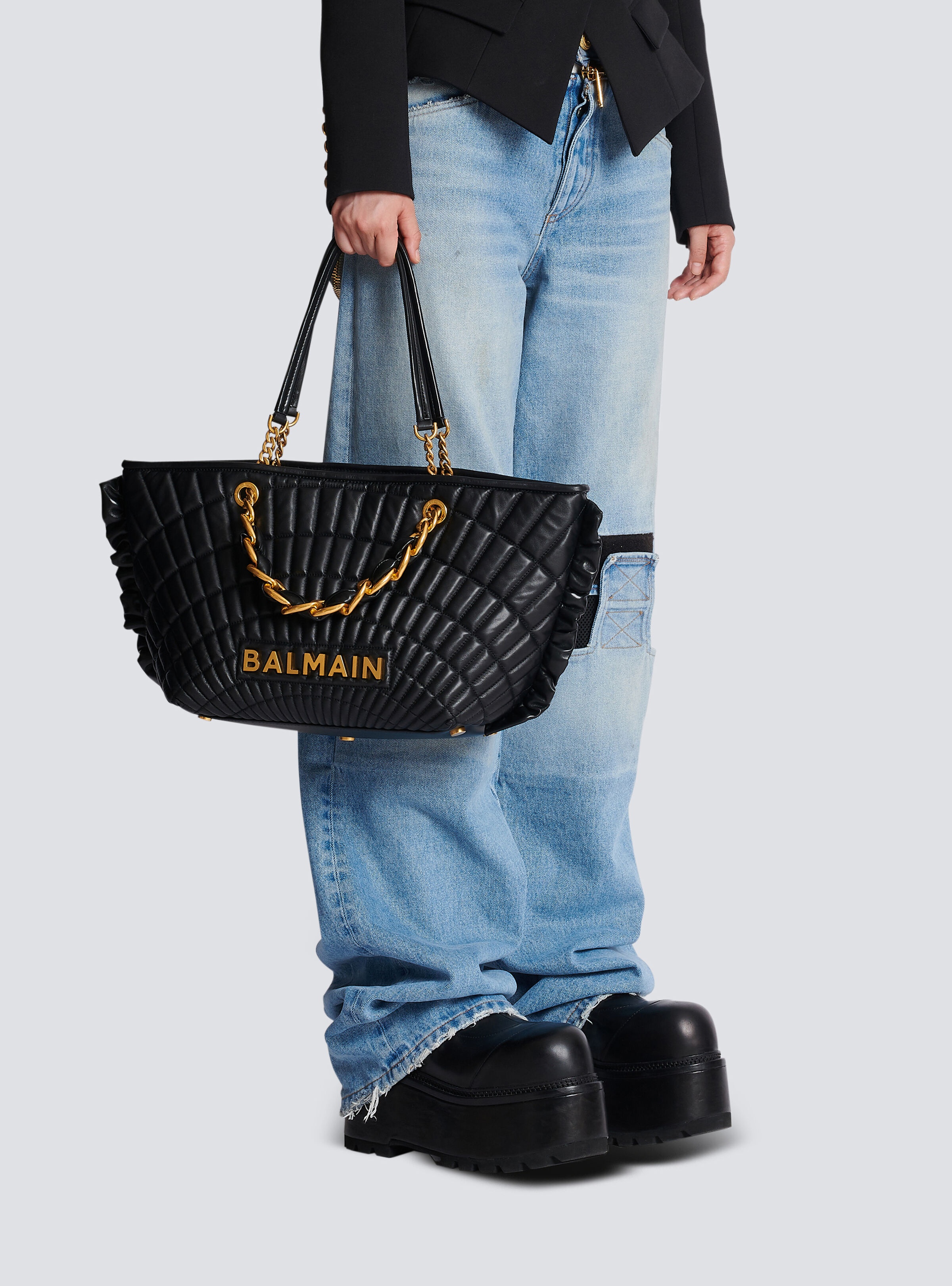 1945 Soft Tote bag in quilted leather - 8