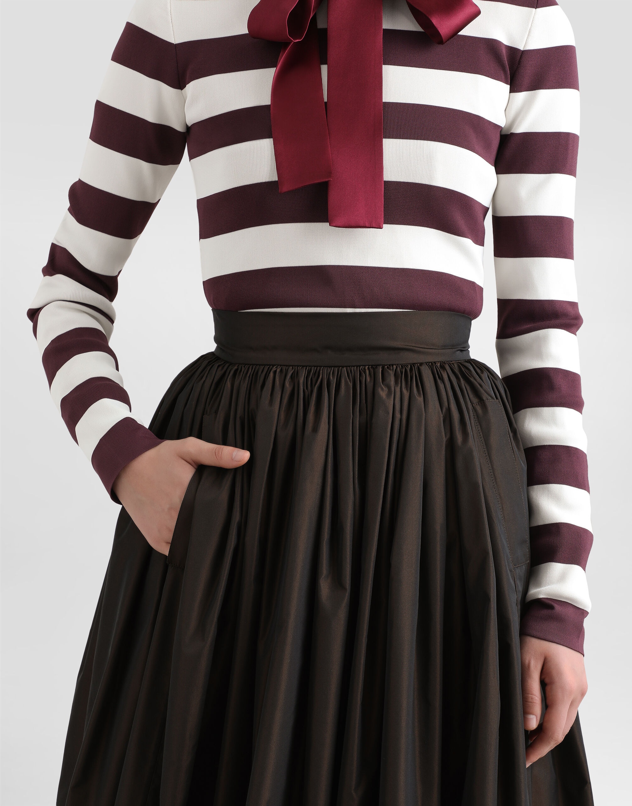 Long circle skirt in iridescent taffeta - 5