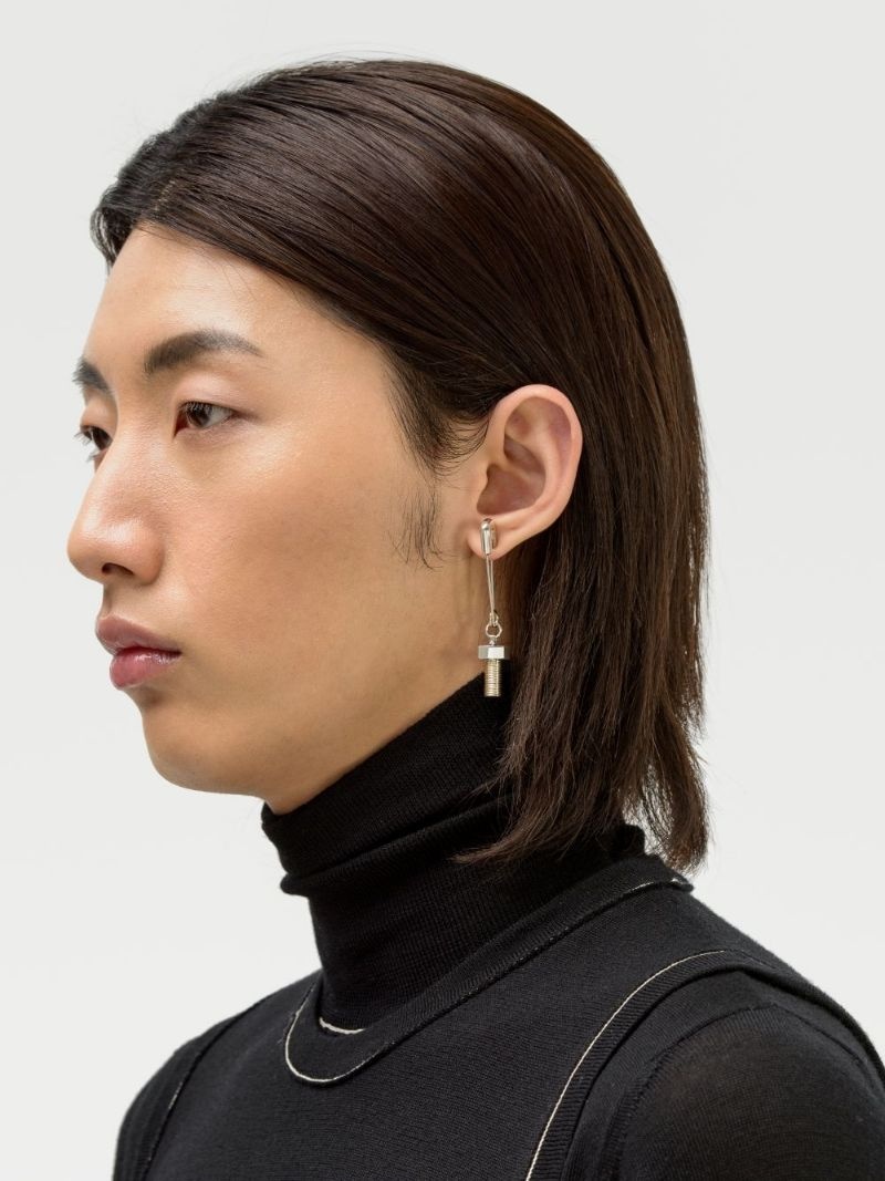 safety-pin charm earring - 2