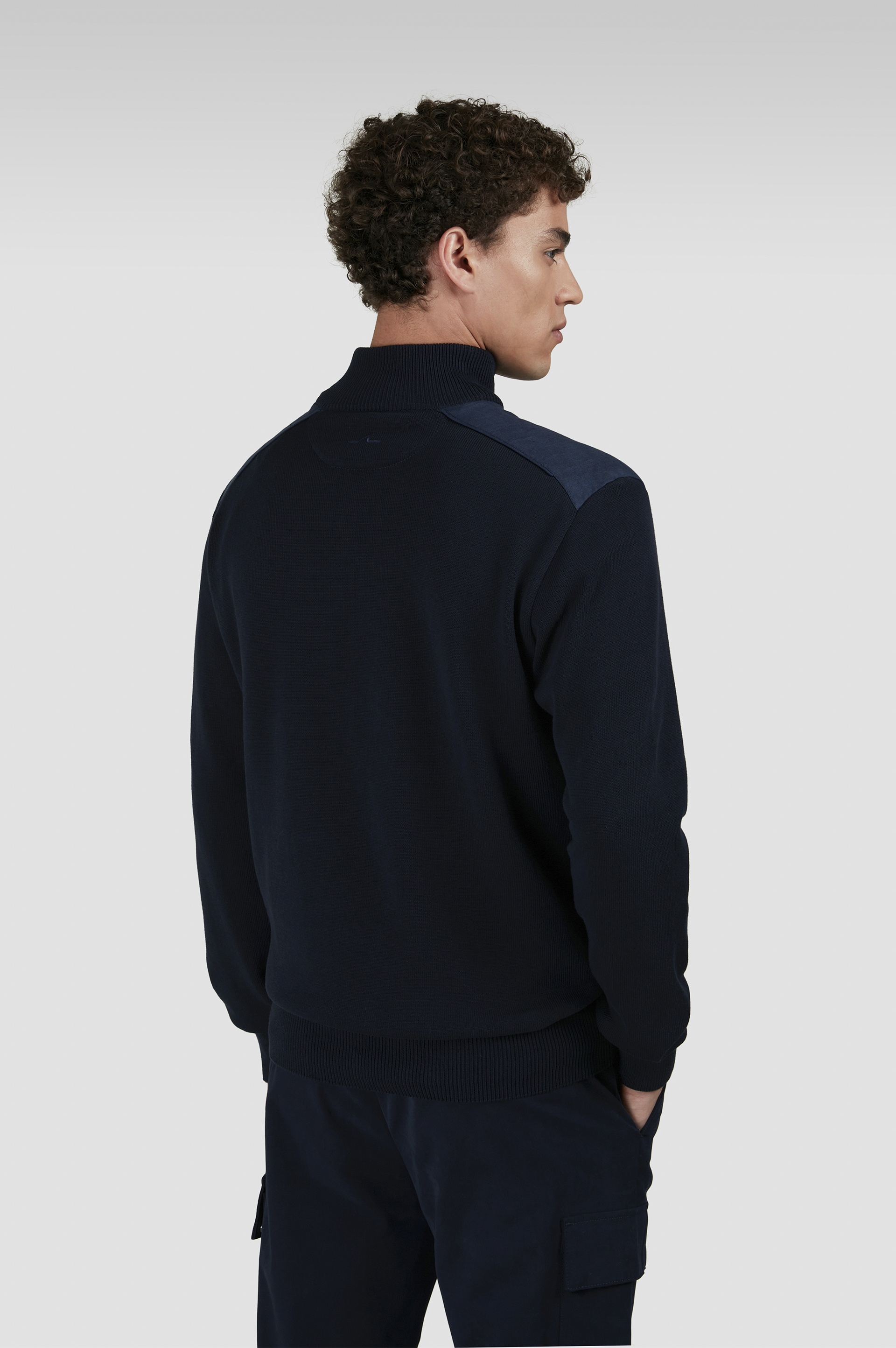 SWEATER IN FRESH COTTON WITH CONTRASTING LINEN DETAILS - 3