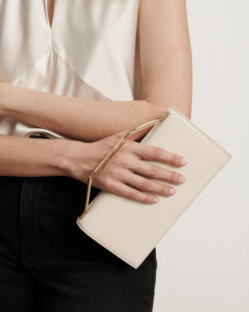 VERONICA BEARD BARRE CLUTCH outlook