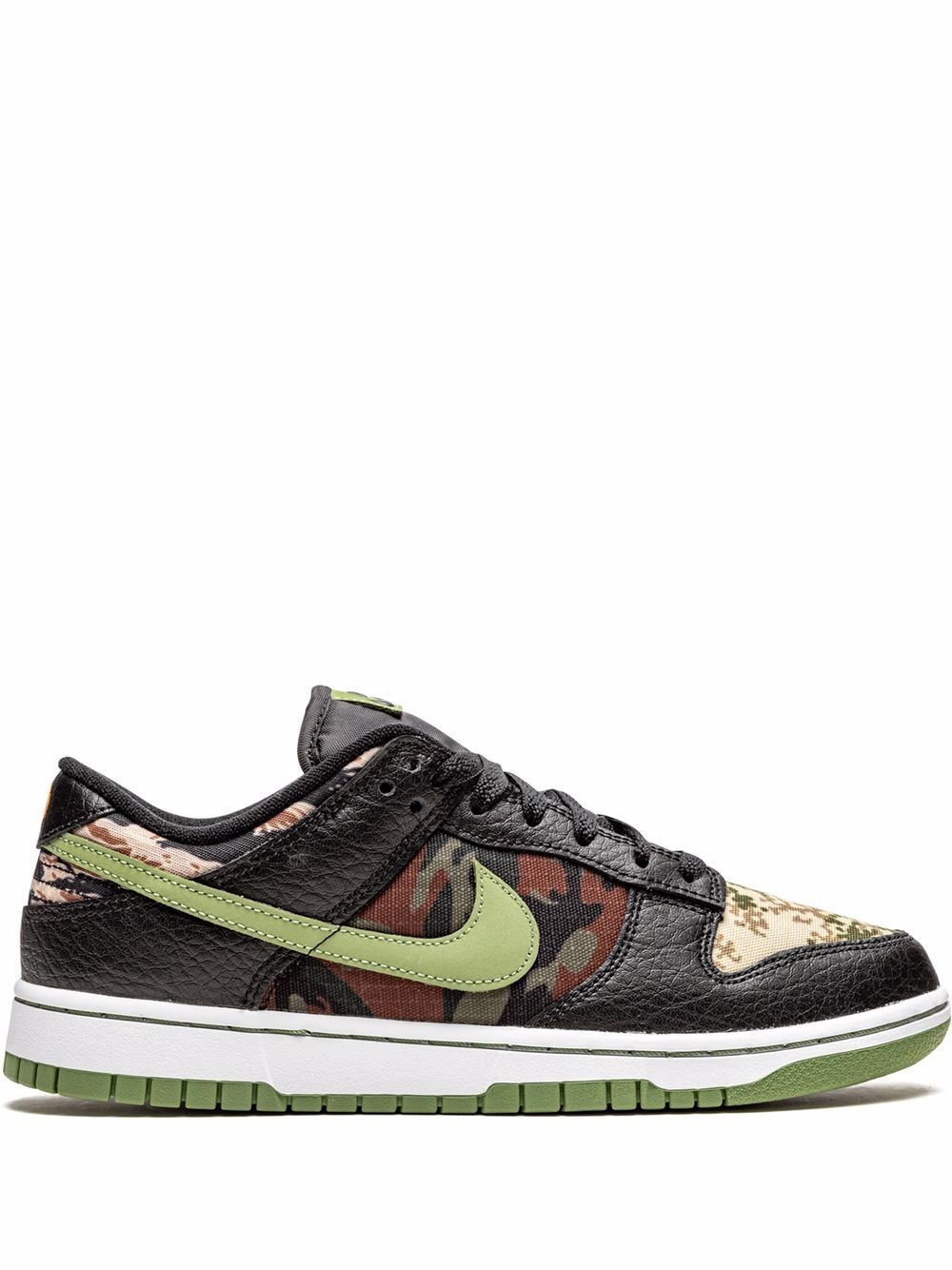 Dunk Low "Crazy Camo" sneakers - 1