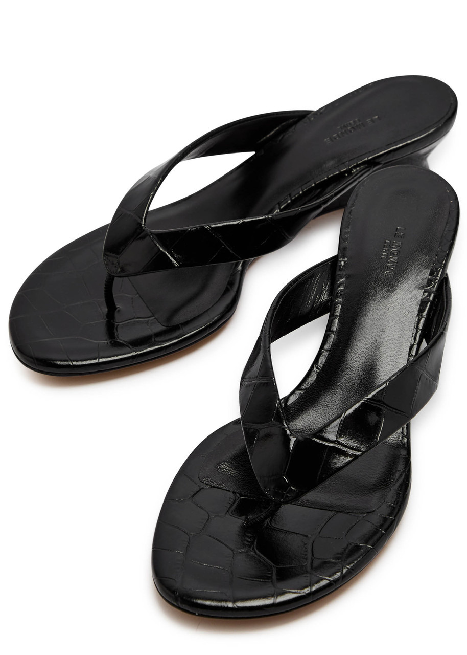 LE Monde Beryl 50 Crocodile-effect Leather Thong Wedge Sandals - 3