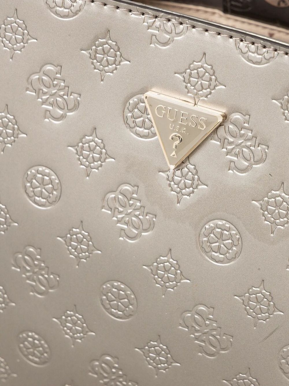 Arnela logo-debossed structured handbag - 5